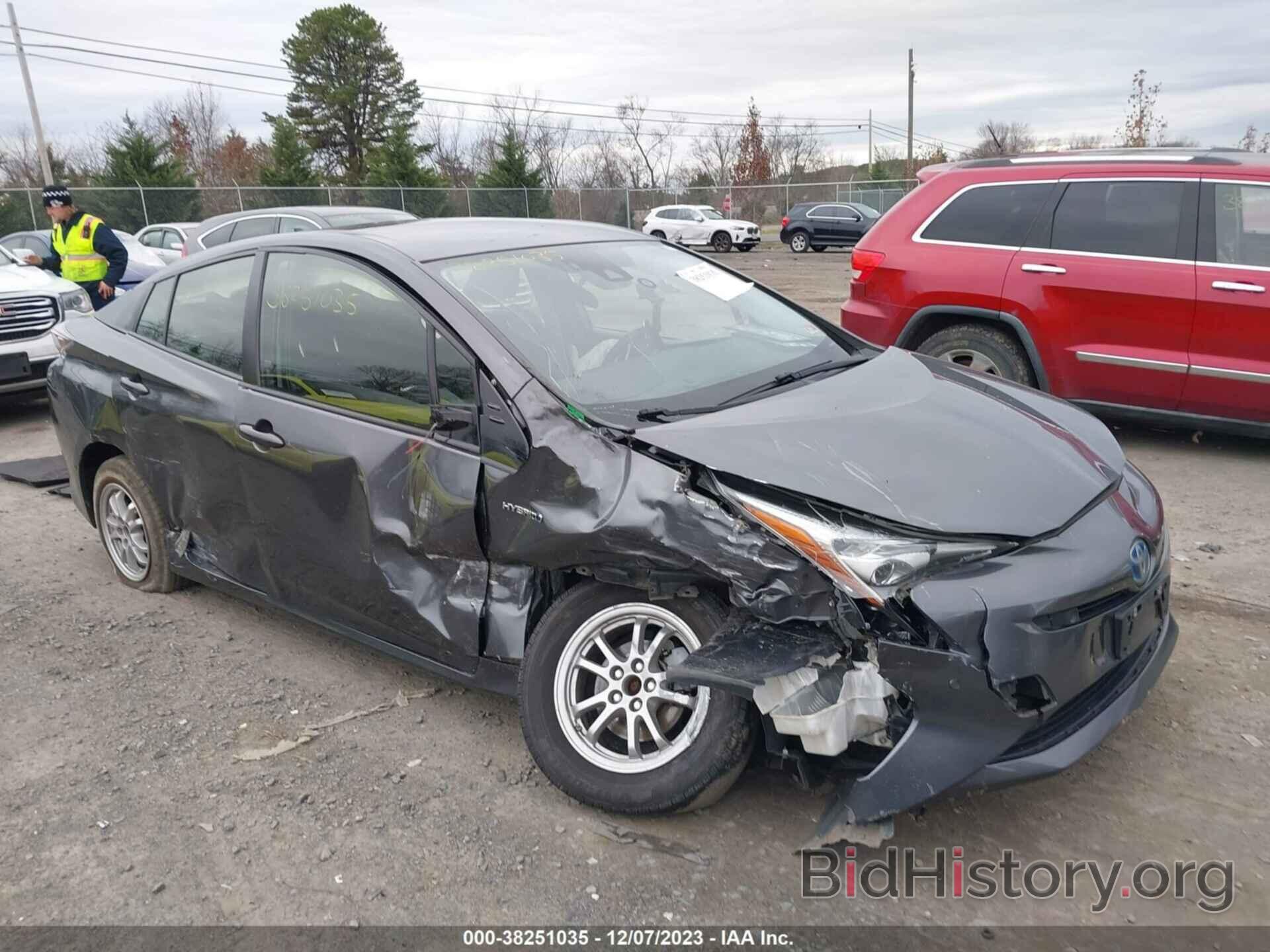 Photo JTDKBRFU1H3044651 - TOYOTA PRIUS 2017