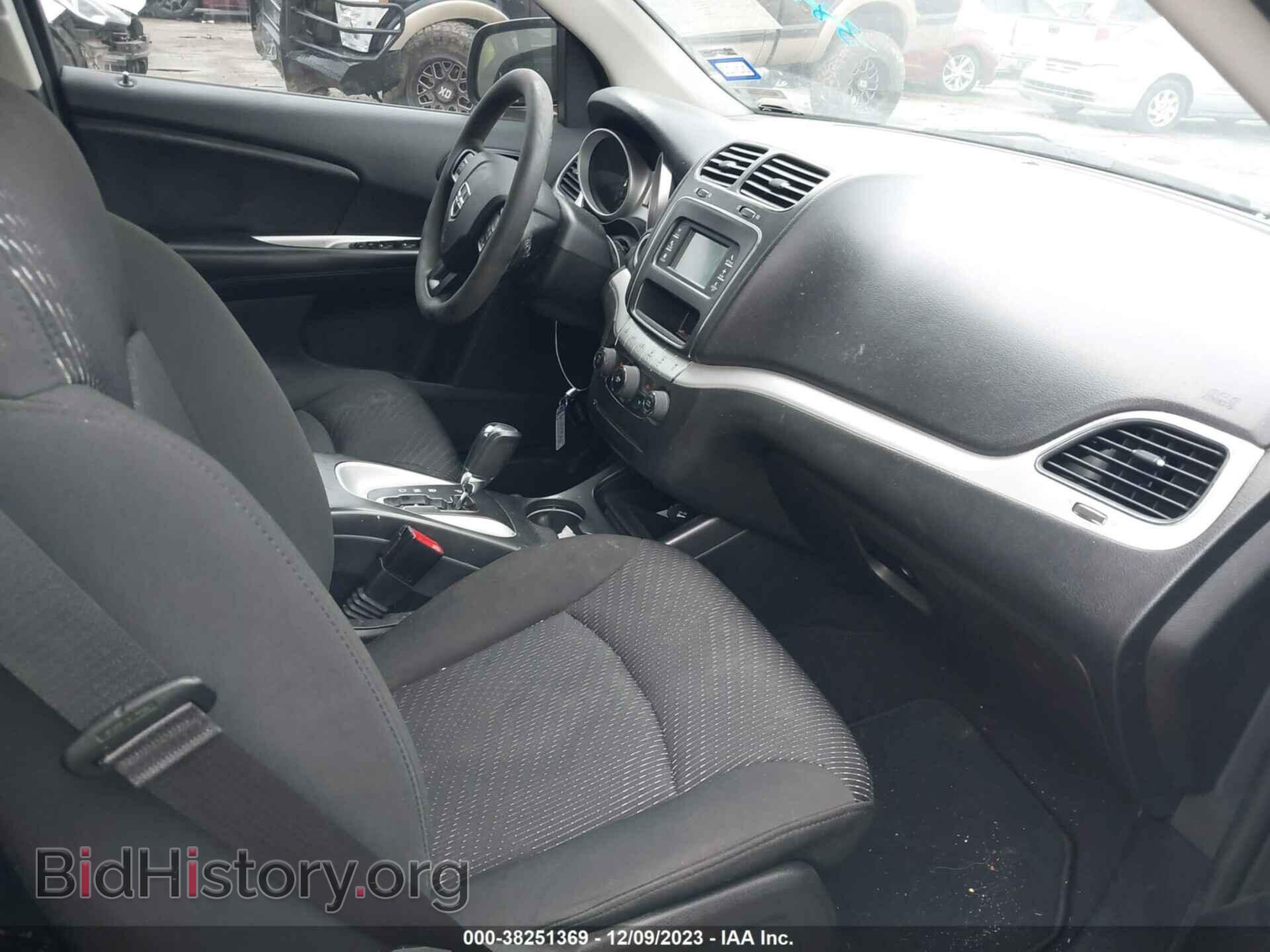 2019 DODGE JOURNEY - VIN: 3C4PDCBB3KT820792 - Фото 5