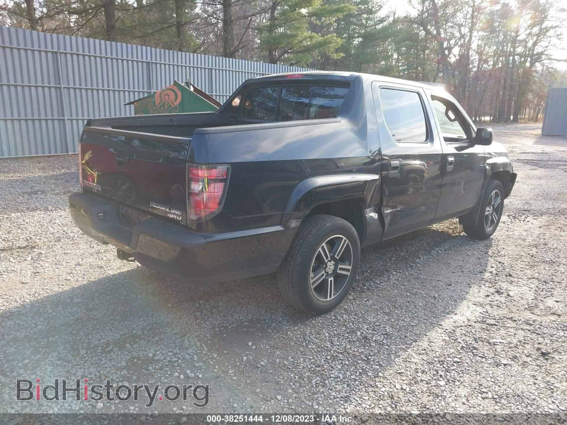 2013 HONDA RIDGELINE - VIN: 5FPYK1F71DB011899 - Фото 4