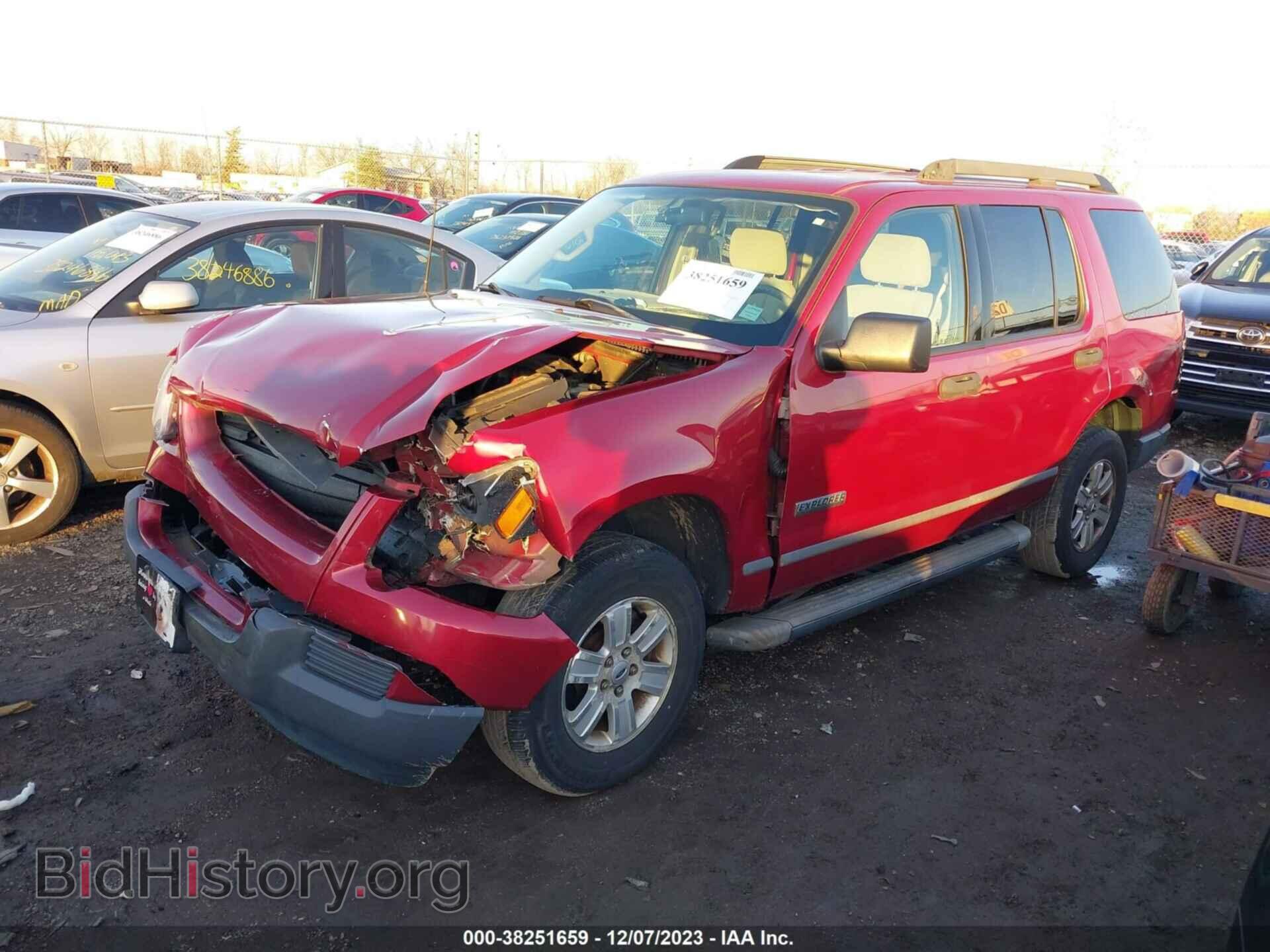 2006 FORD EXPLORER - VIN: 1FMEU72E06UB07770 - Фото 2