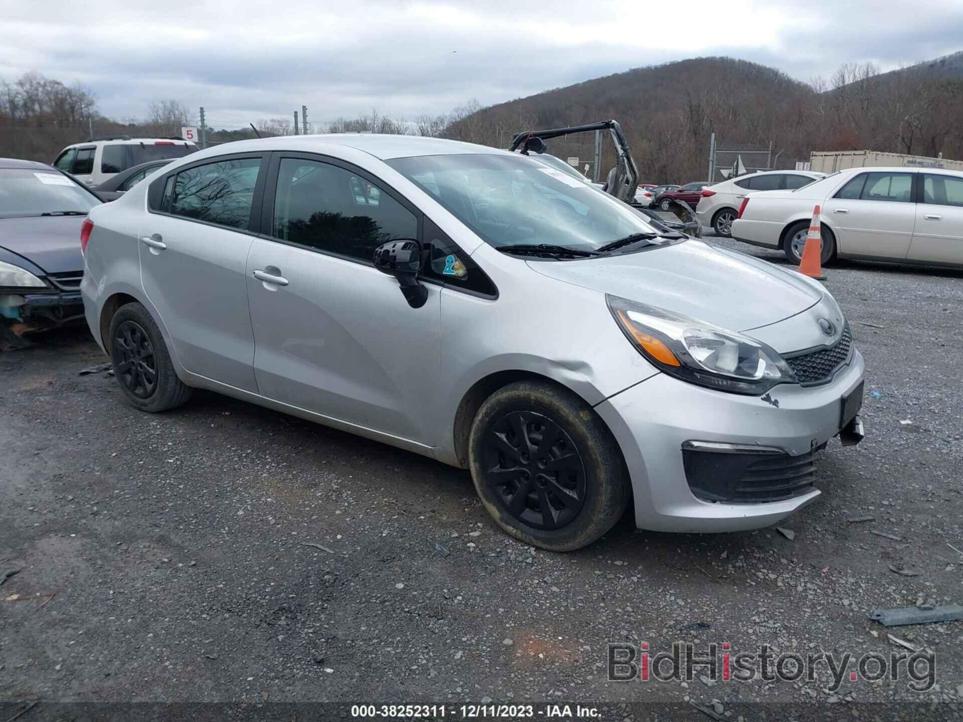 Photo KNADM4A31H6085734 - KIA RIO 2017