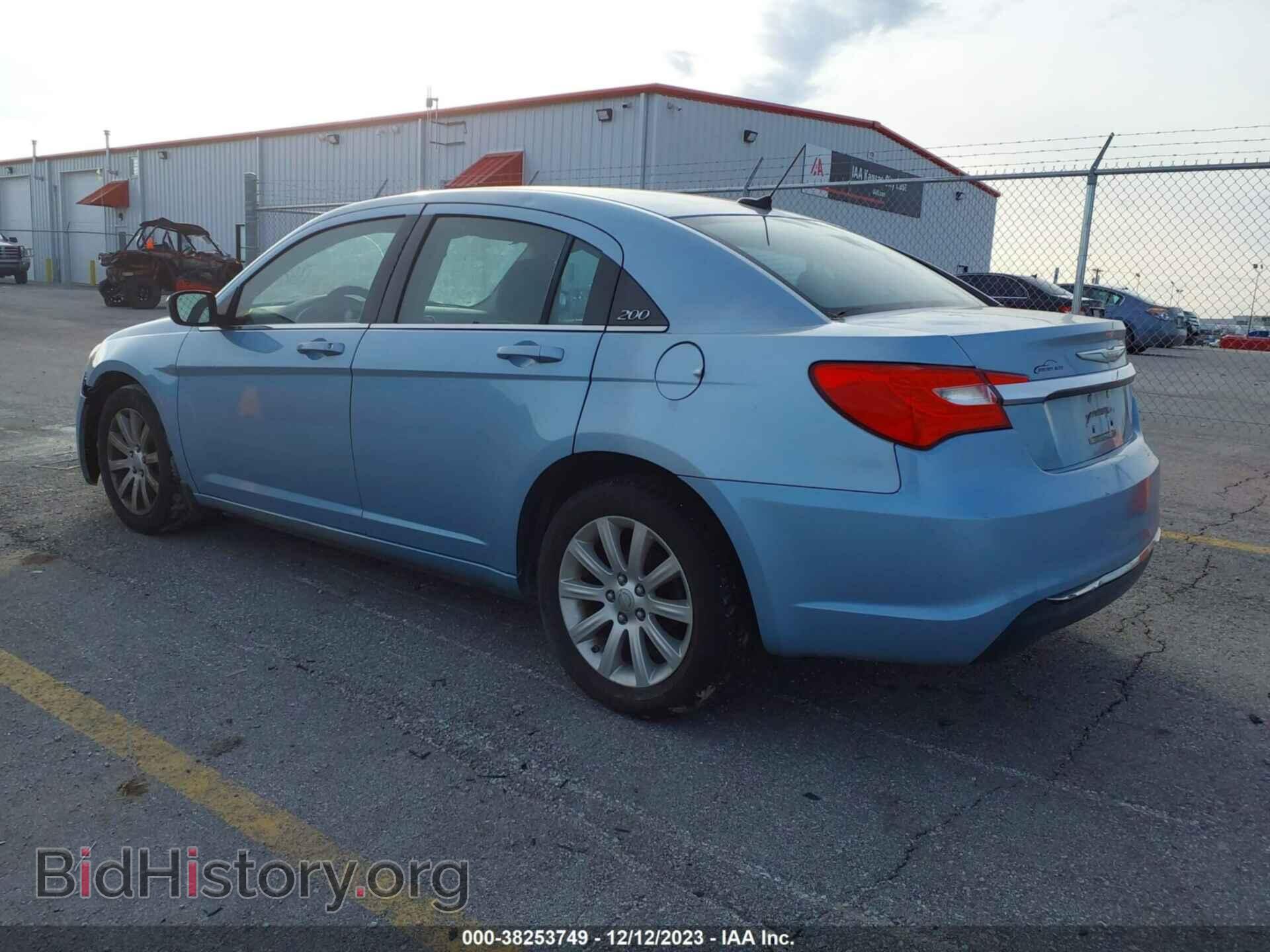 2012 CHRYSLER 200 - VIN: 1C3CCBBB0CN172670 - Фото 3