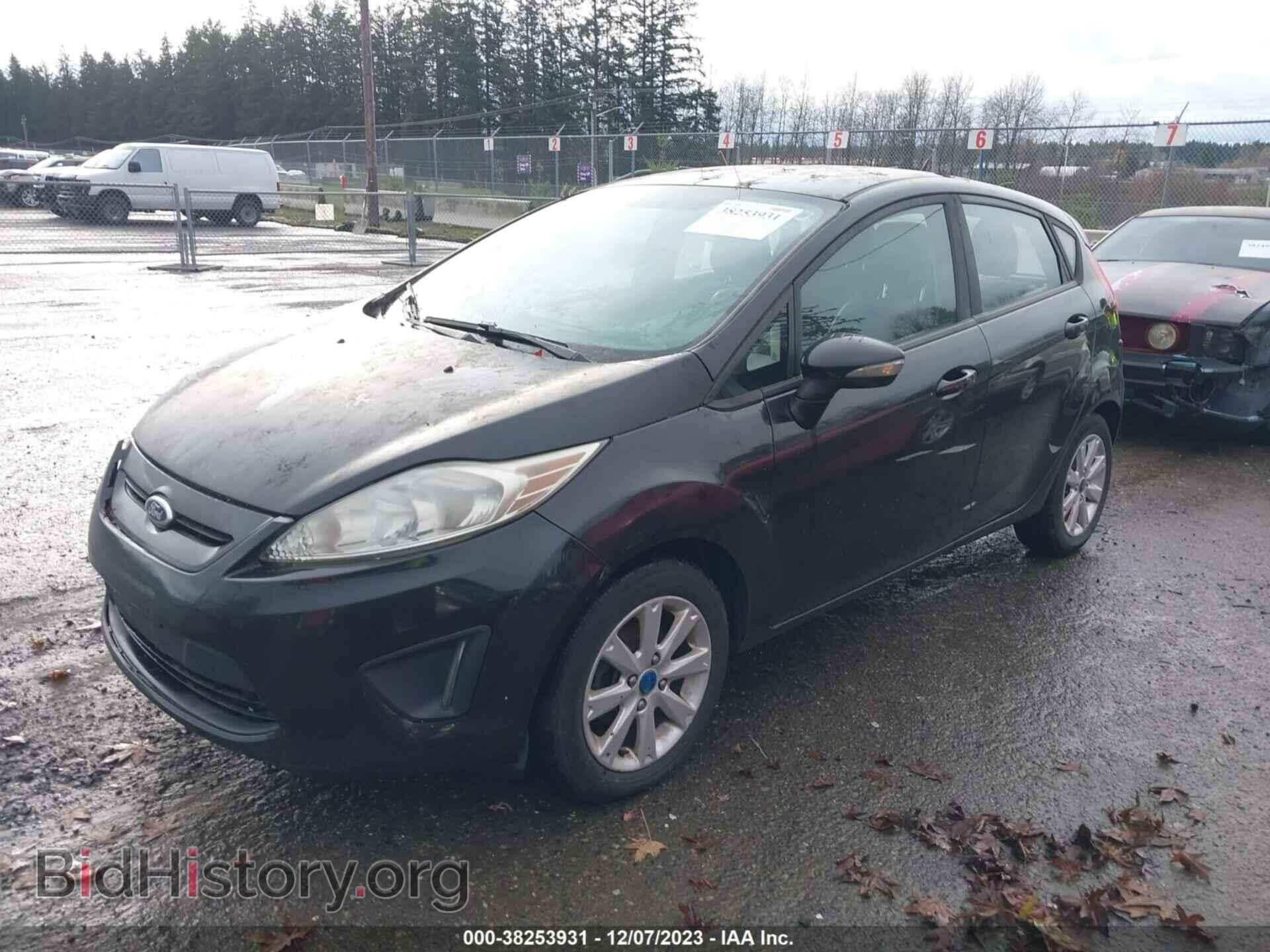 2013 FORD FIESTA - VIN: 3FADP4EJ5DM178694 - Фото 2