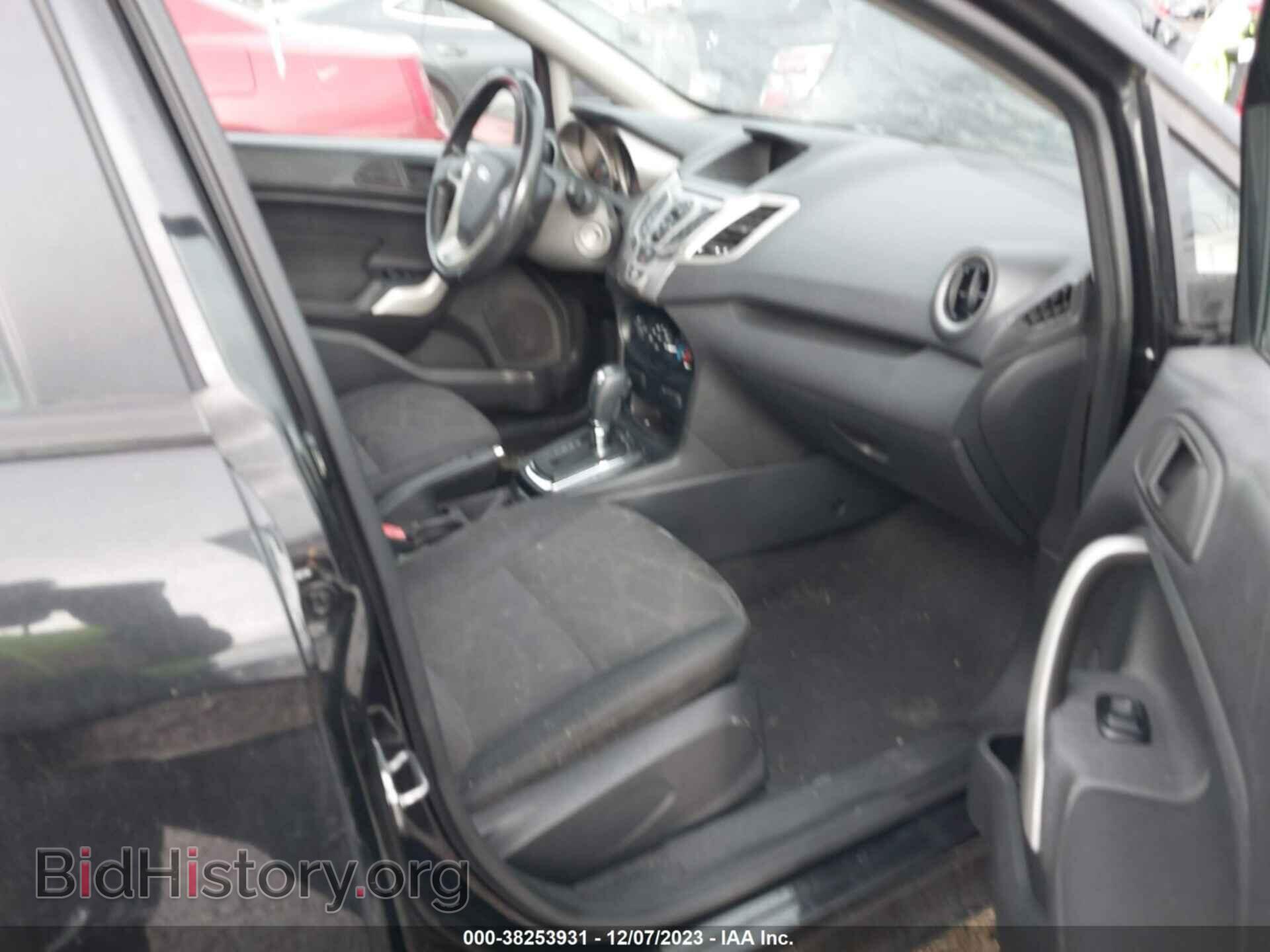 2013 FORD FIESTA - VIN: 3FADP4EJ5DM178694 - Фото 5