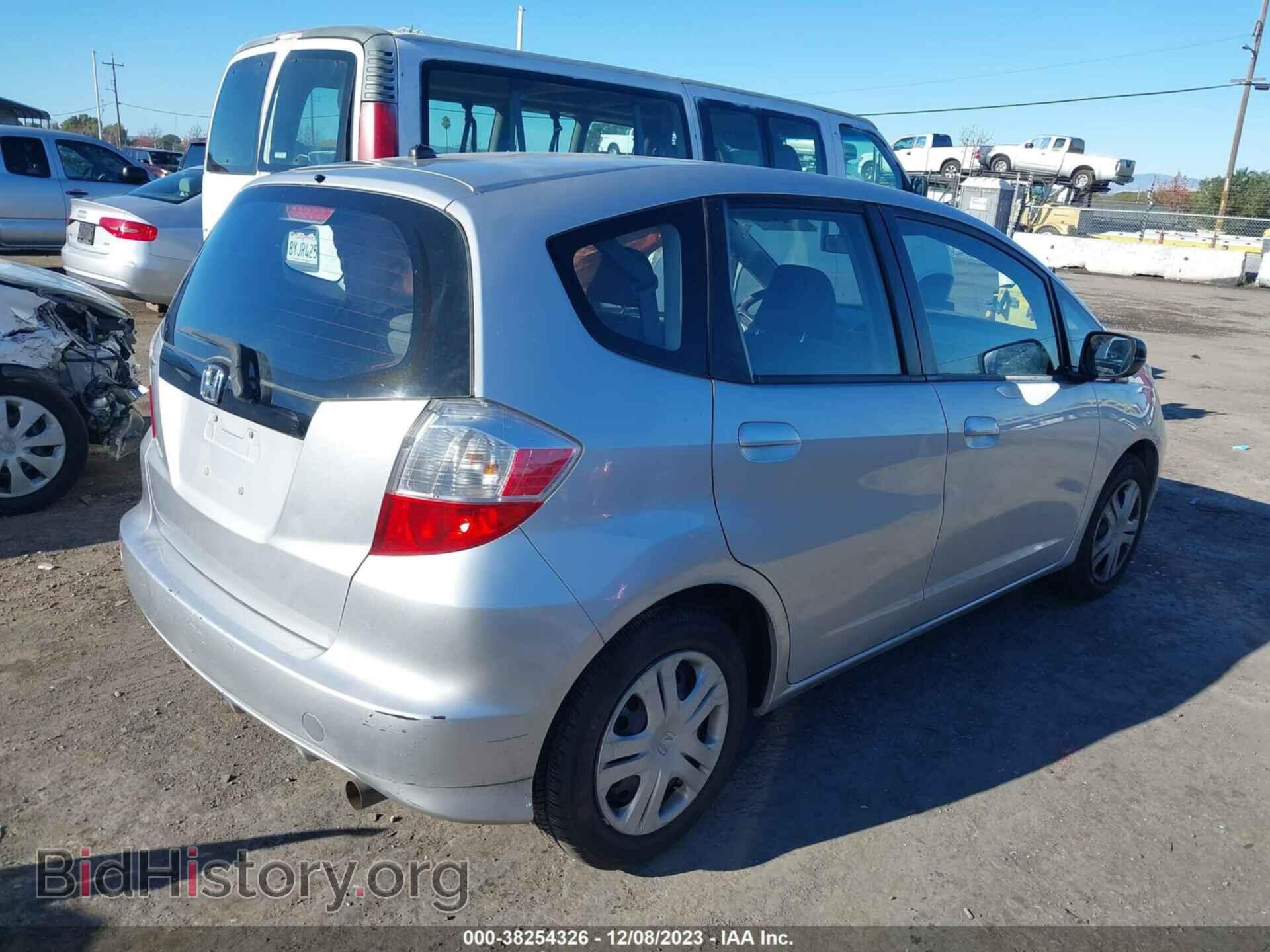 2011 HONDA FIT - VIN: JHMGE8H34BC022595 - Фото 4