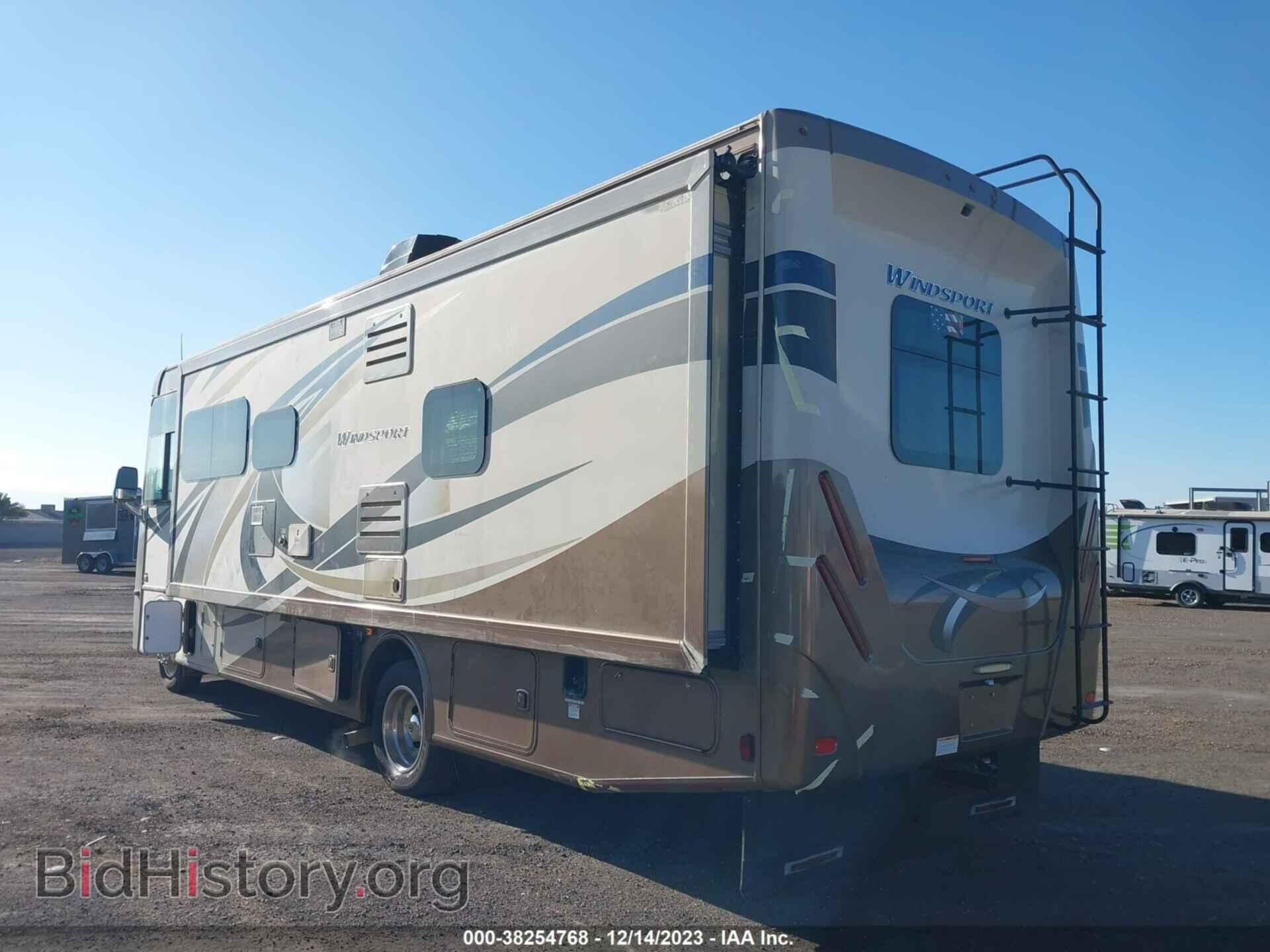 2017 FORD F53 - VIN: 1F65F5DY0H0A00533 - Photo 3