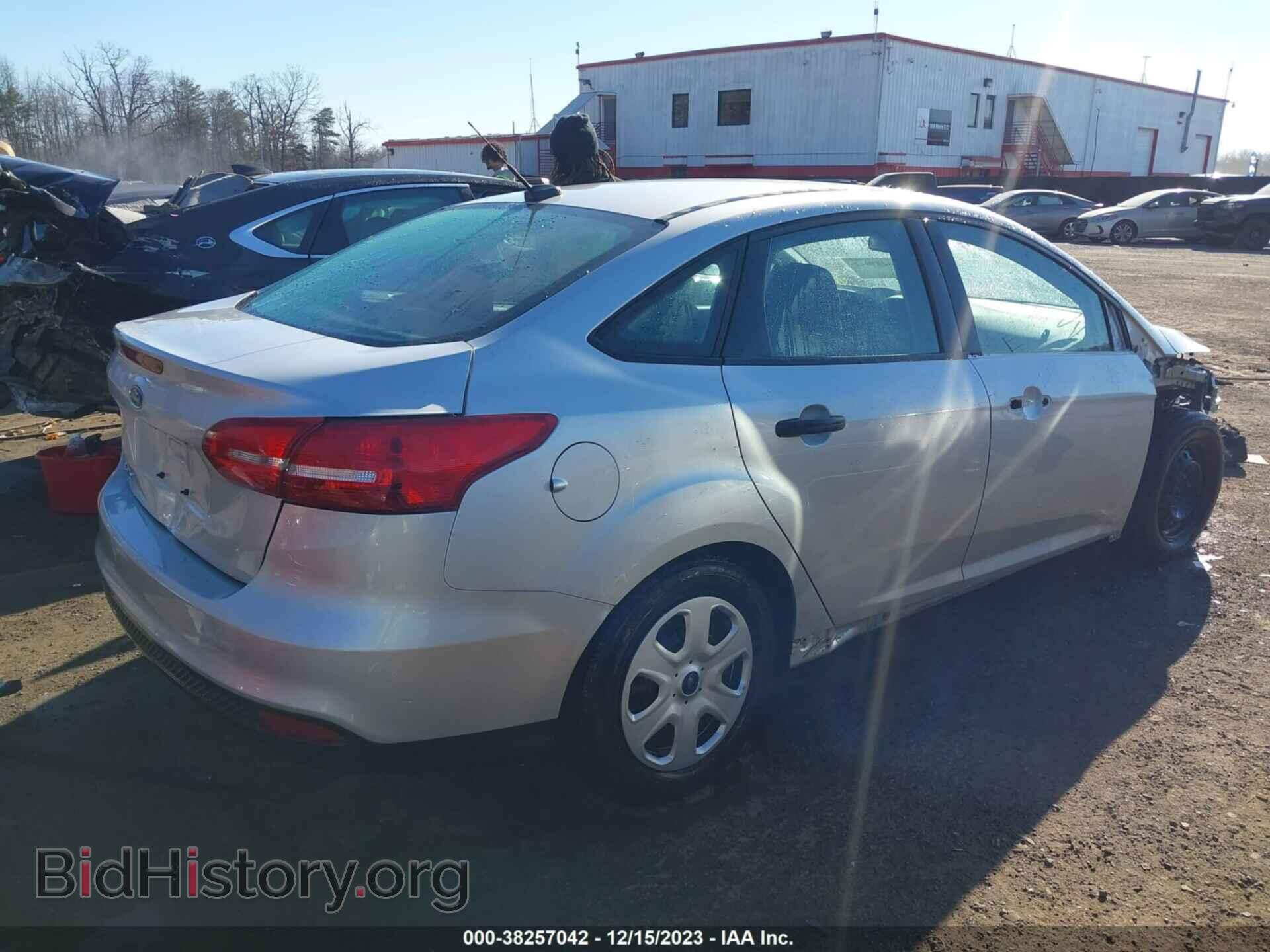 2015 FORD FOCUS - VIN: 1FADP3E21FL213142 - Фото 4