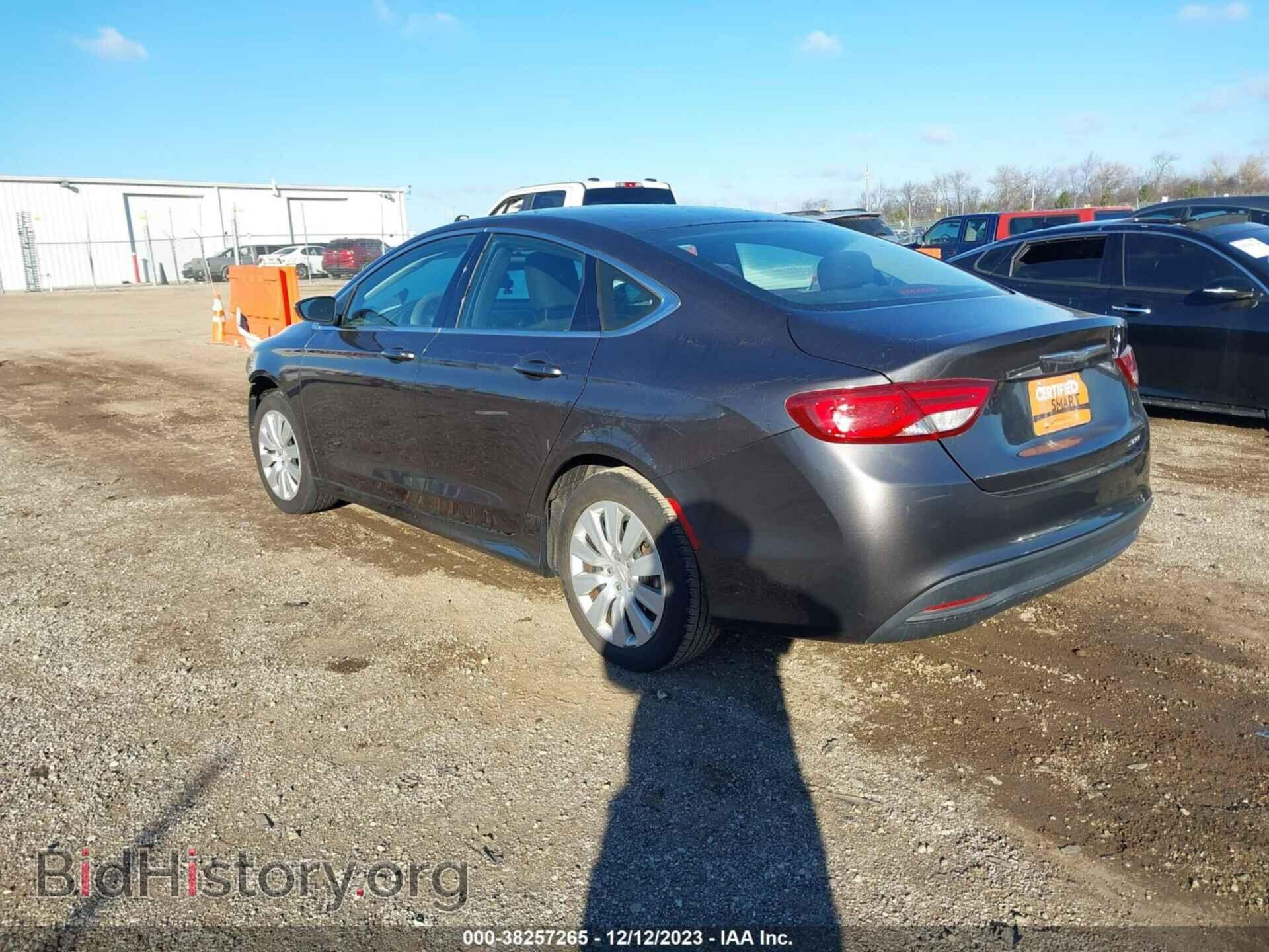 2015 CHRYSLER 200 - VIN: 1C3CCCFBXFN511567 - Фото 3