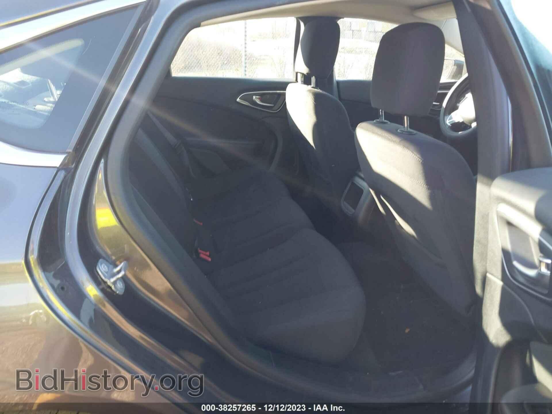 2015 CHRYSLER 200 - VIN: 1C3CCCFBXFN511567 - Фото 8
