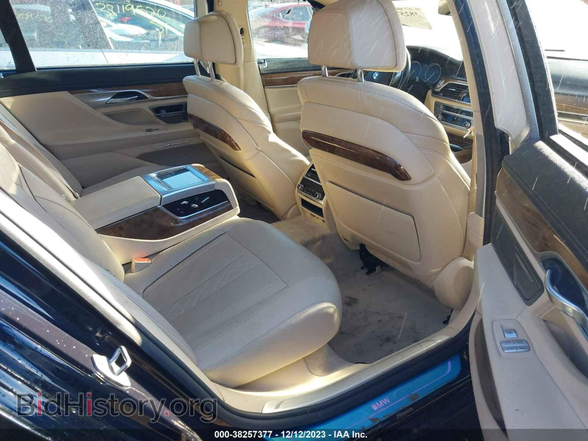 2016 BMW 740I - VIN: WBA7E2C56GG547601 - Фото 8
