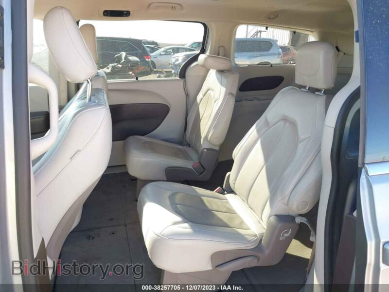2021 Chrysler PACIFICA (VIN 2C4RC1BGXMR509040) — фото 8 из 16