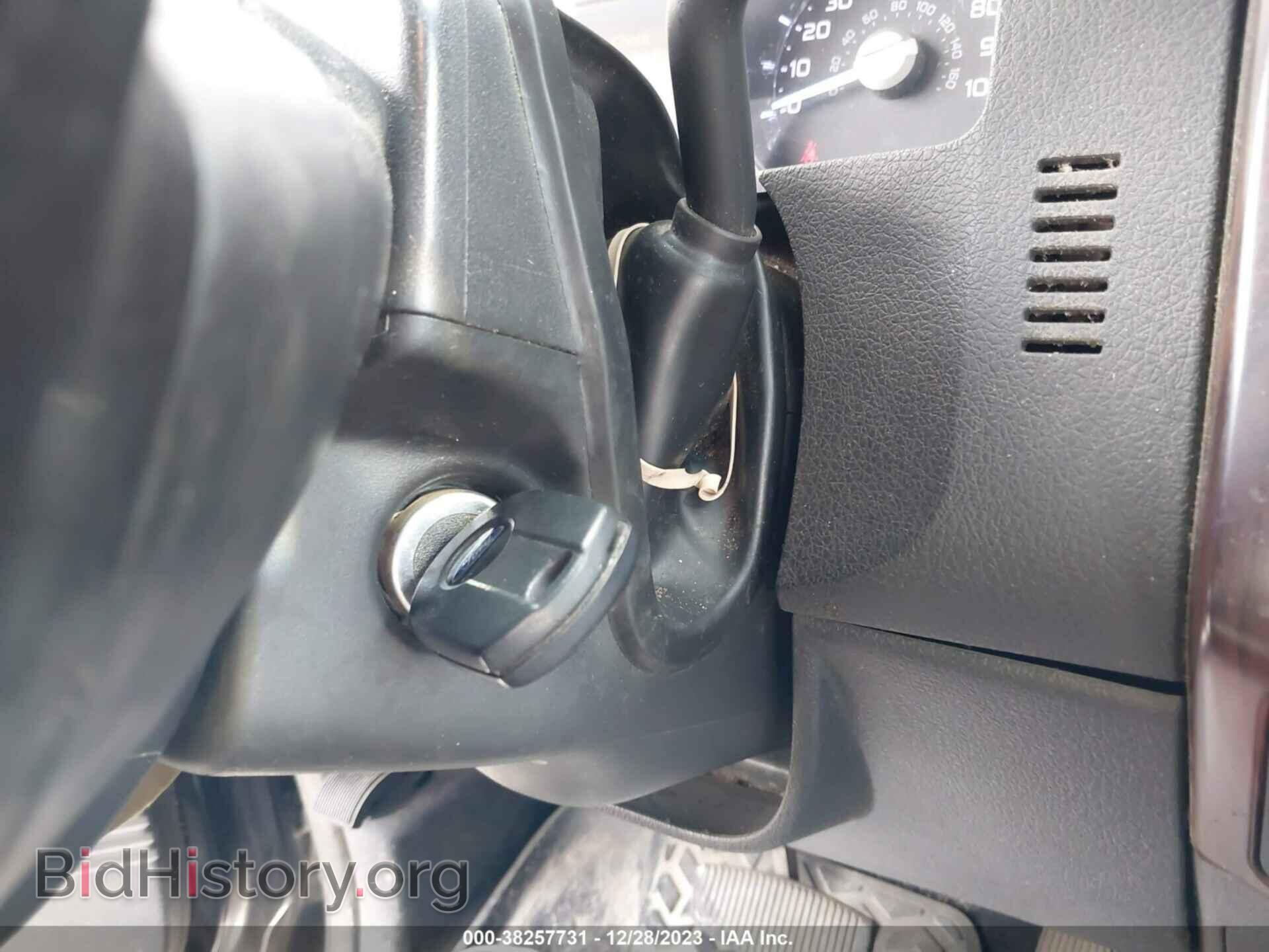 2015 FORD F-250 - VIN: 1FT7W2BT2FED52394 - Фото 11