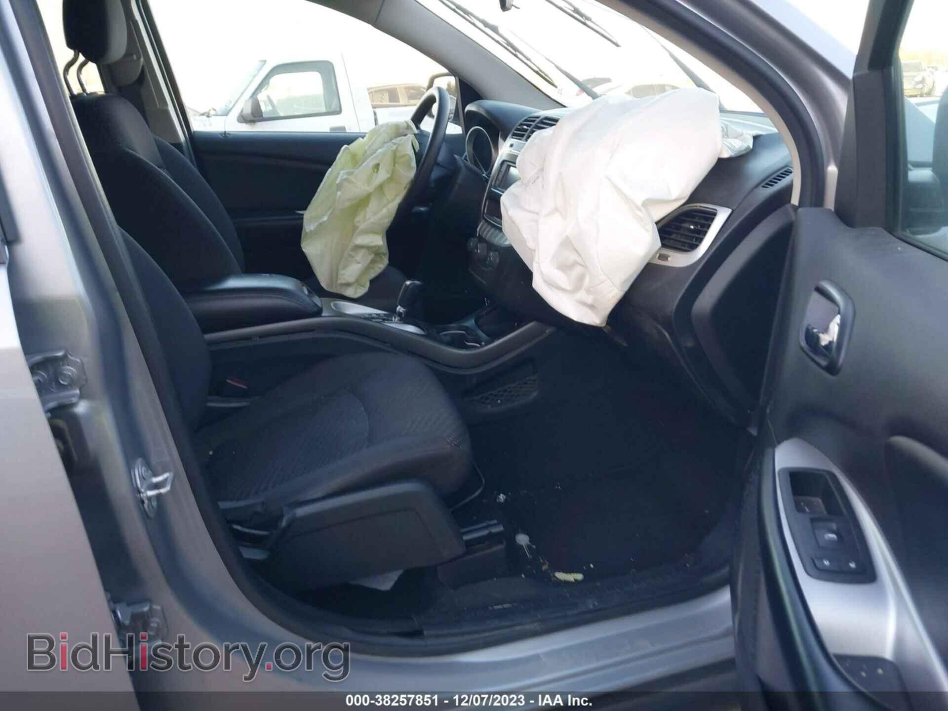 2017 DODGE JOURNEY - VIN: 3C4PDCAB7HT662354 - Фото 5