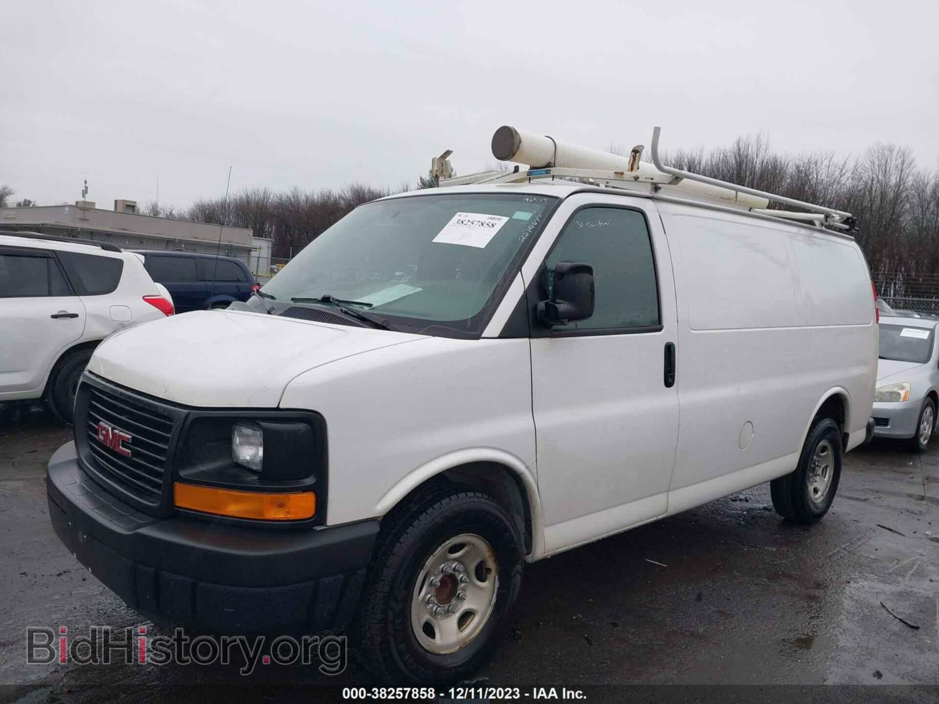 2016 GMC SAVANA 2500 - VIN: 1GTW7AFF6G1178152 - Фото 2