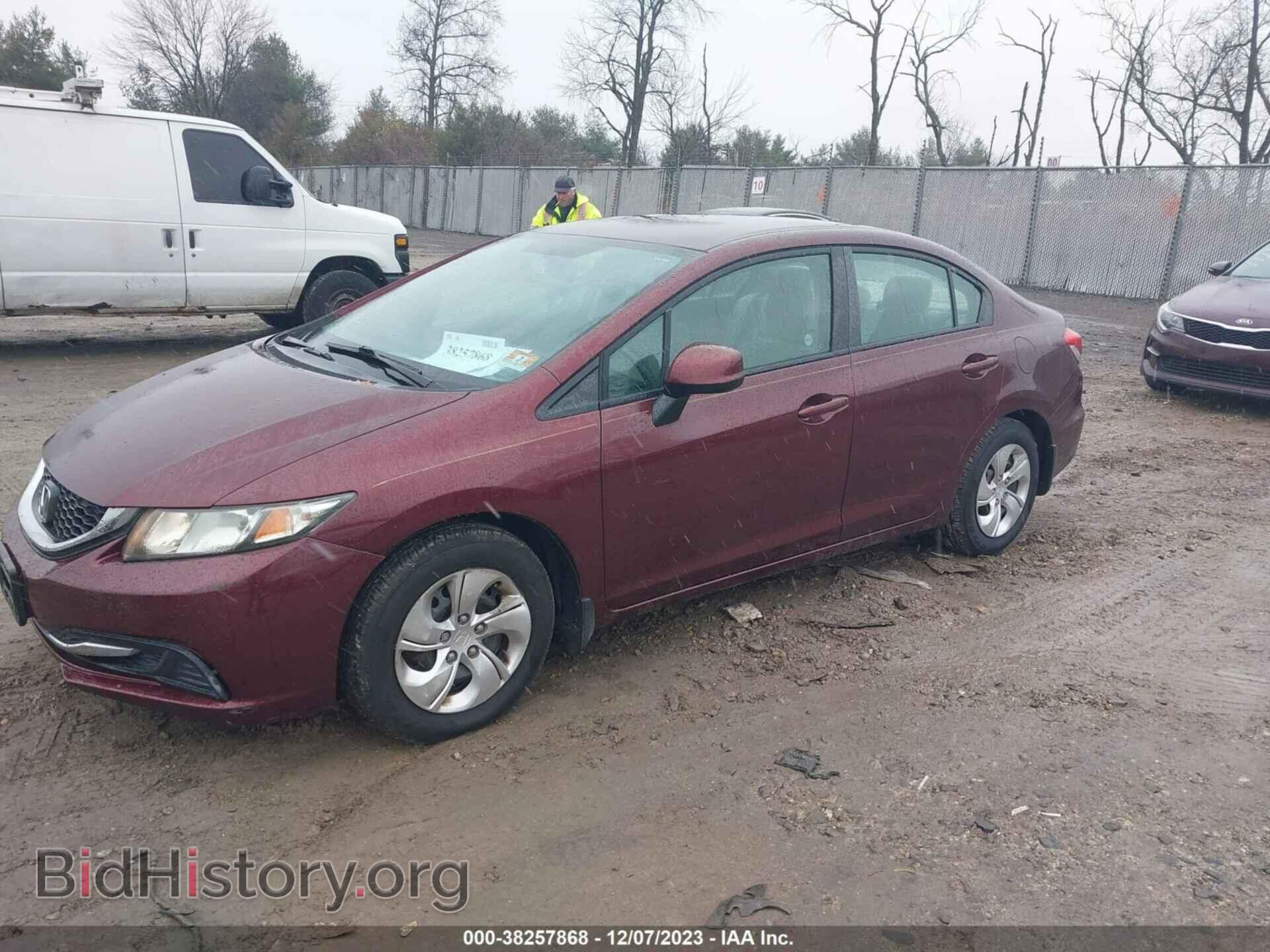 2013 HONDA CIVIC - VIN: 19XFB2F57DE224625 - Фото 2