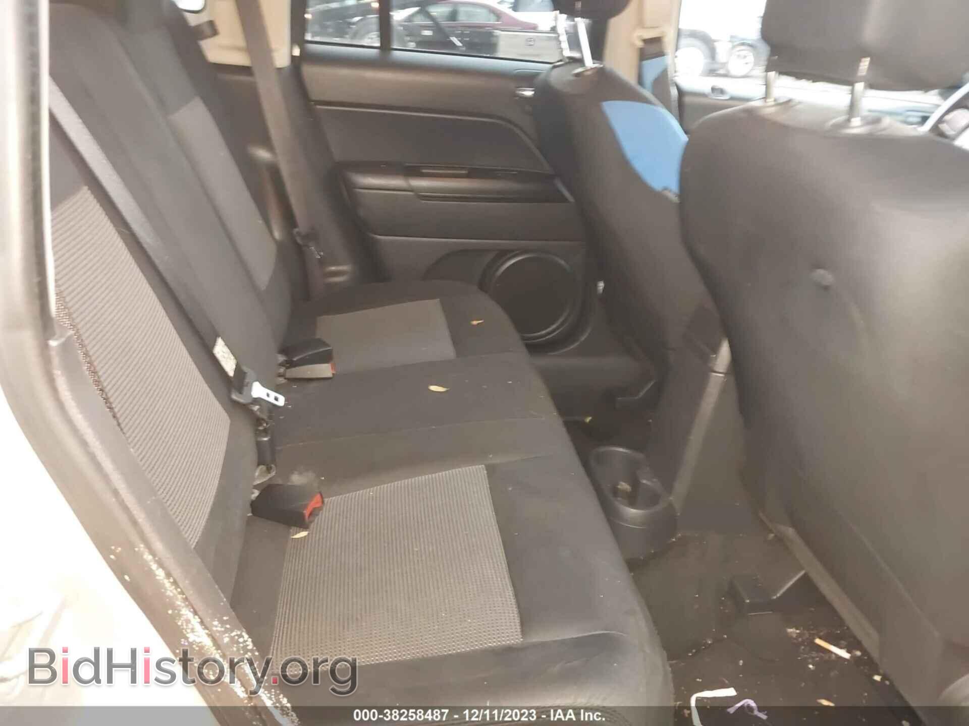 2014 JEEP COMPASS - VIN: 1C4NJDBB6ED528991 - Фото 8