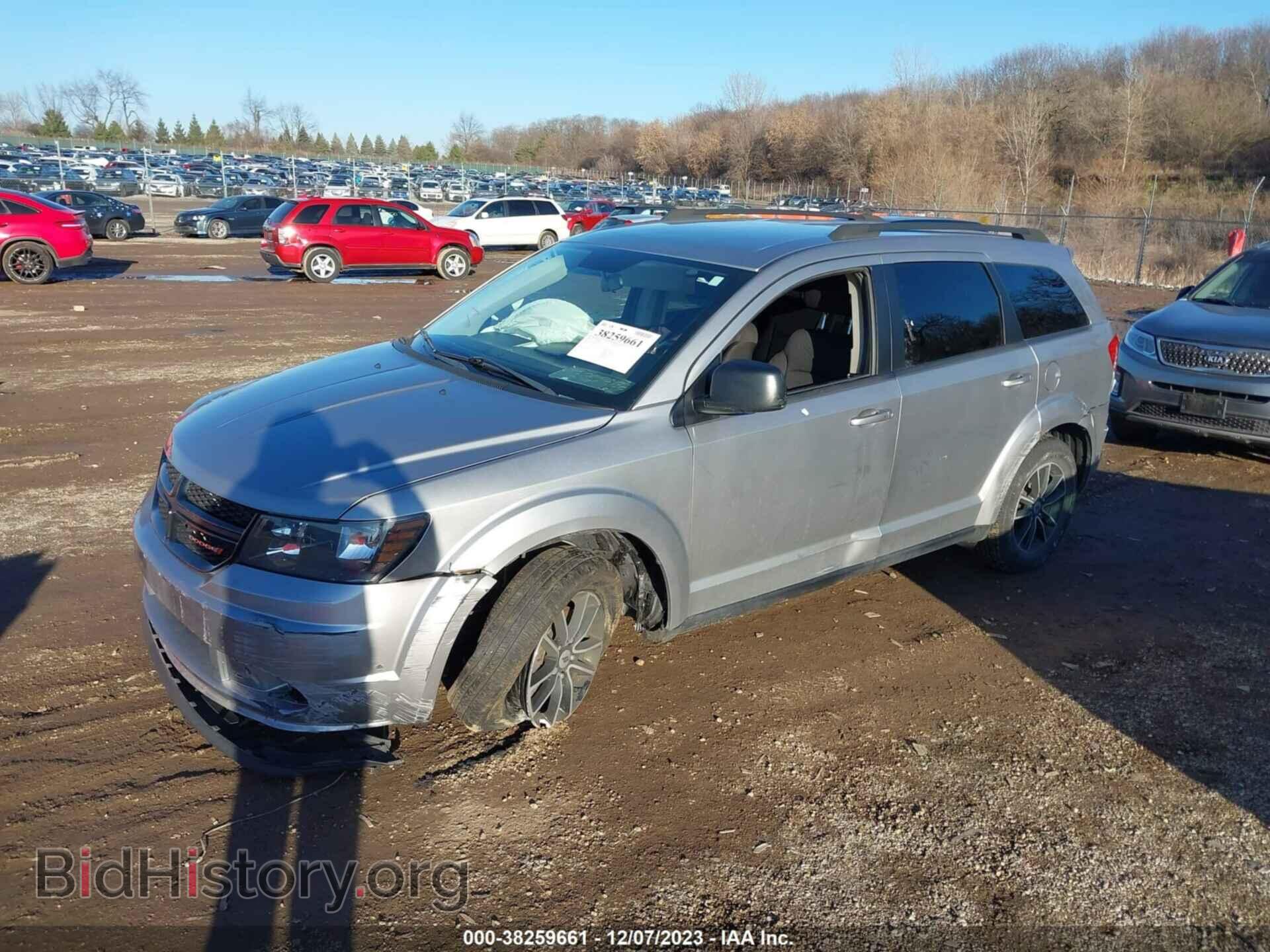 2018 DODGE JOURNEY - VIN: 3C4PDCAB9JT217149 - Фото 2
