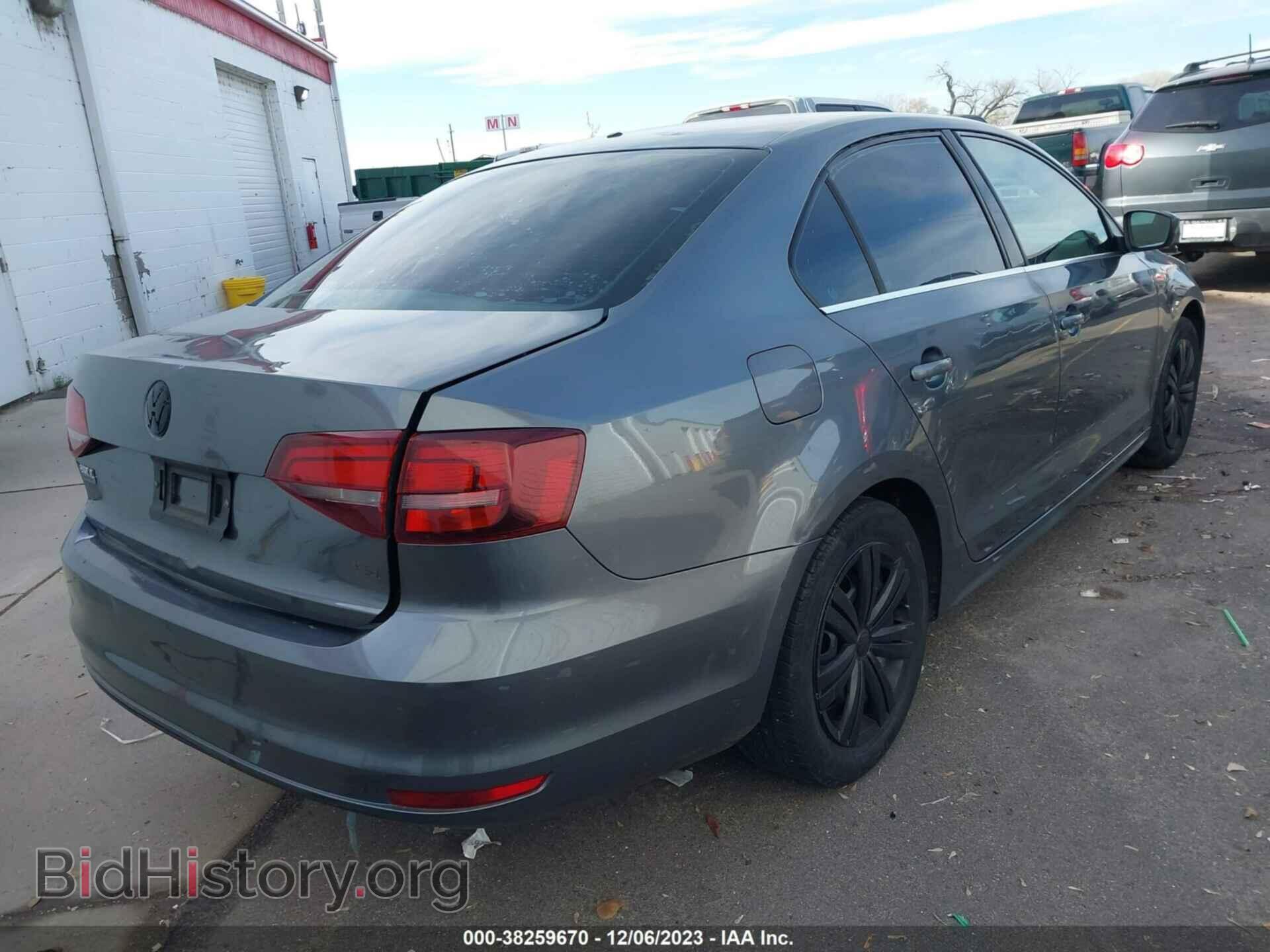 2017 VOLKSWAGEN JETTA - VIN: 3VW2B7AJ8HM391326 - Фото 4