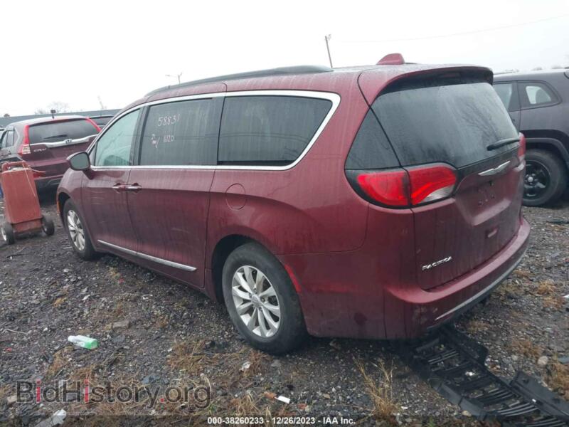 2017 Chrysler PACIFICA (VIN 2C4RC1BG7HR543376) — photo 3 of 17