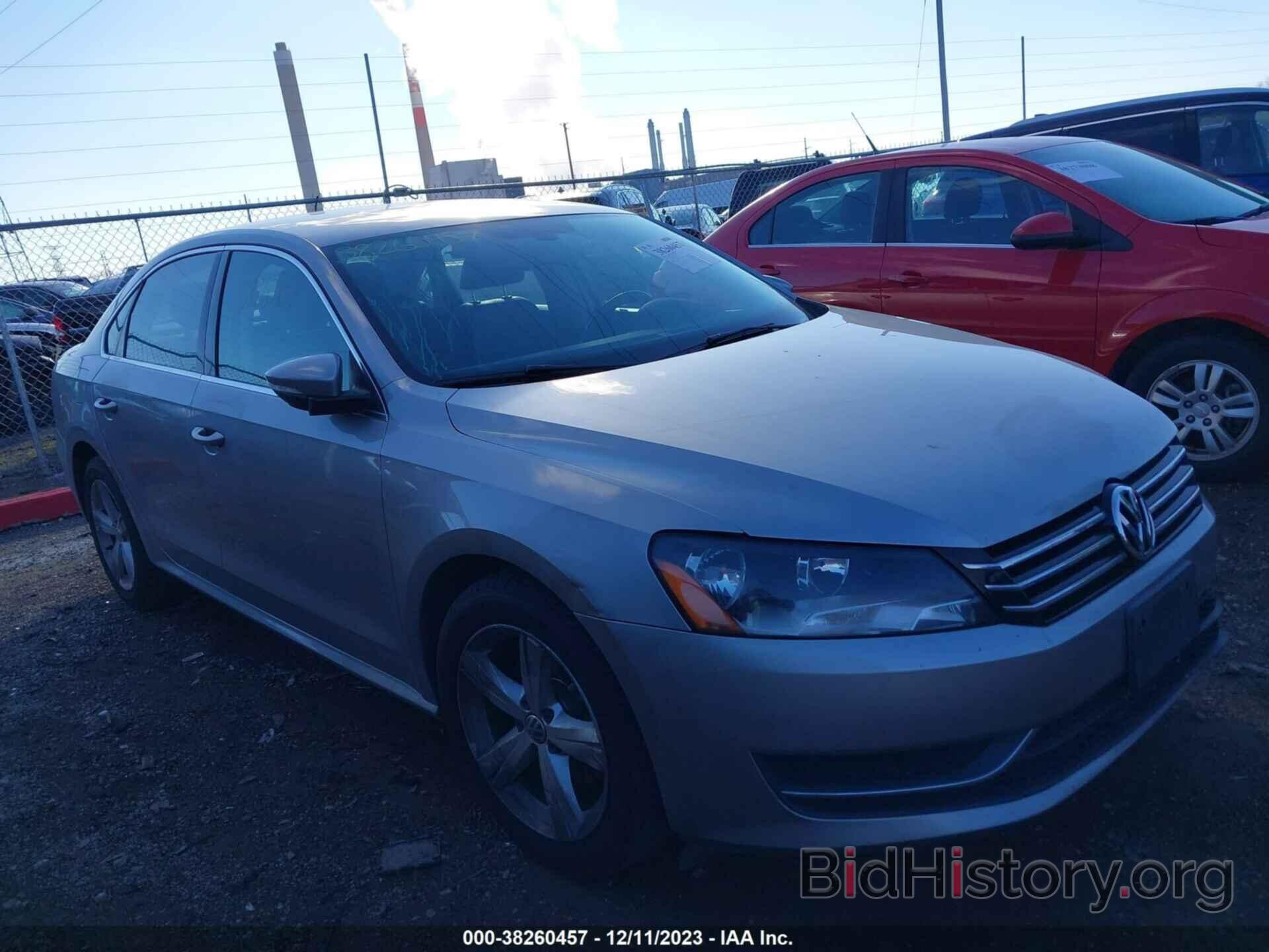 Photo 1VWBH7A38CC035369 - VOLKSWAGEN PASSAT 2012