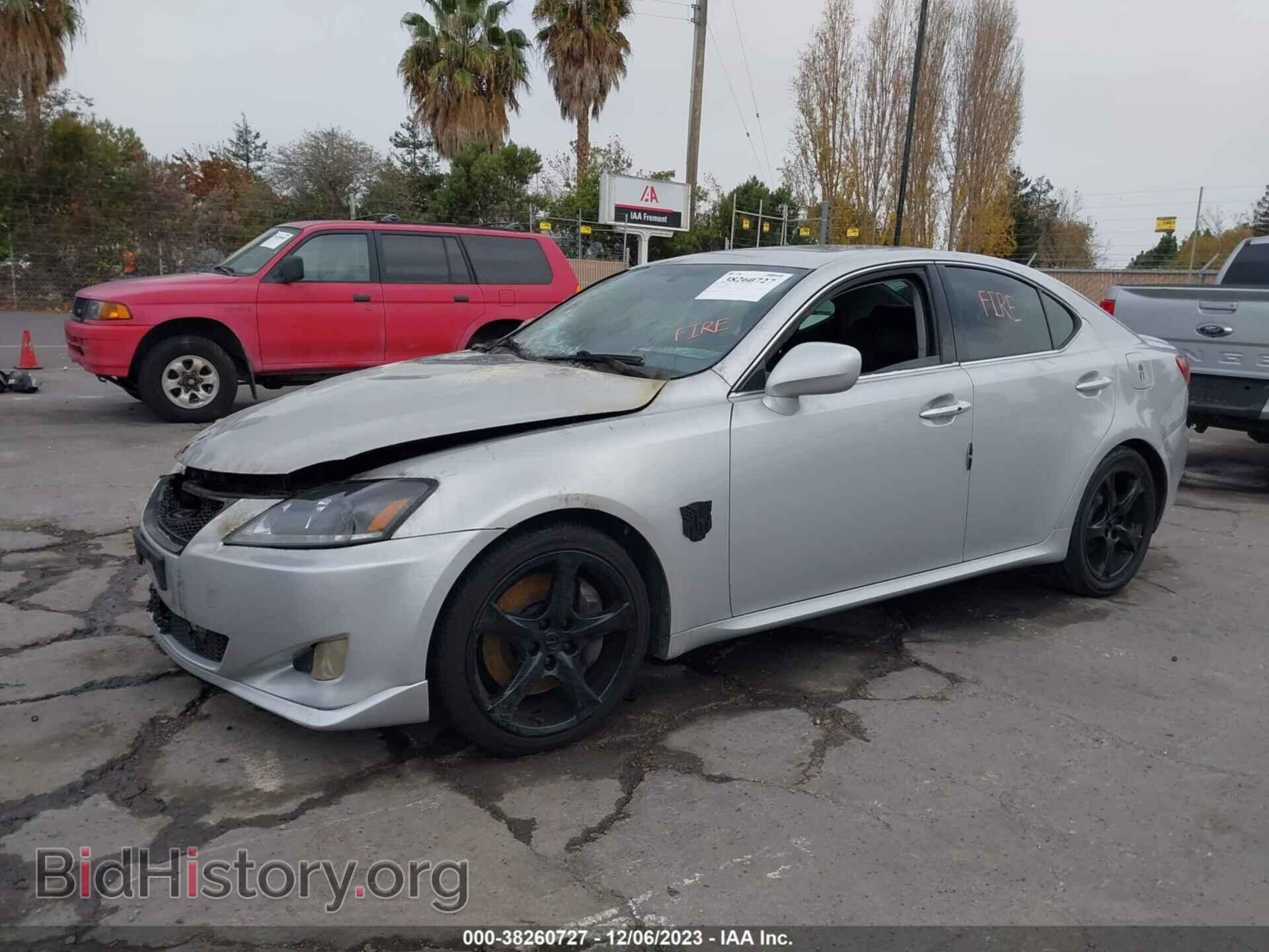 2007 LEXUS IS 350 - VIN: JTHBE262472007349 - Фото 2