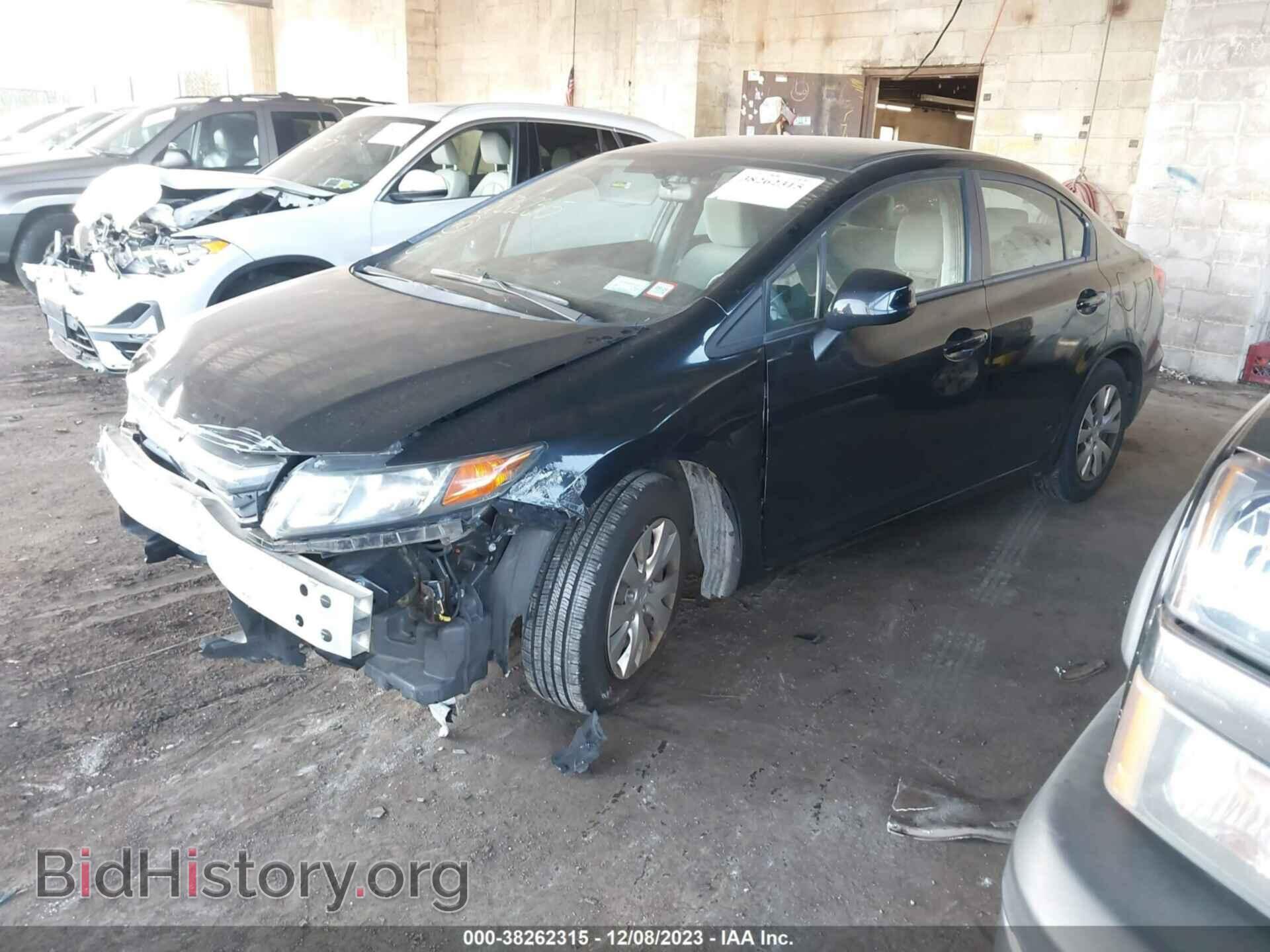 2012 HONDA CIVIC - VIN: 2HGFB2F55CH584237 - Фото 2