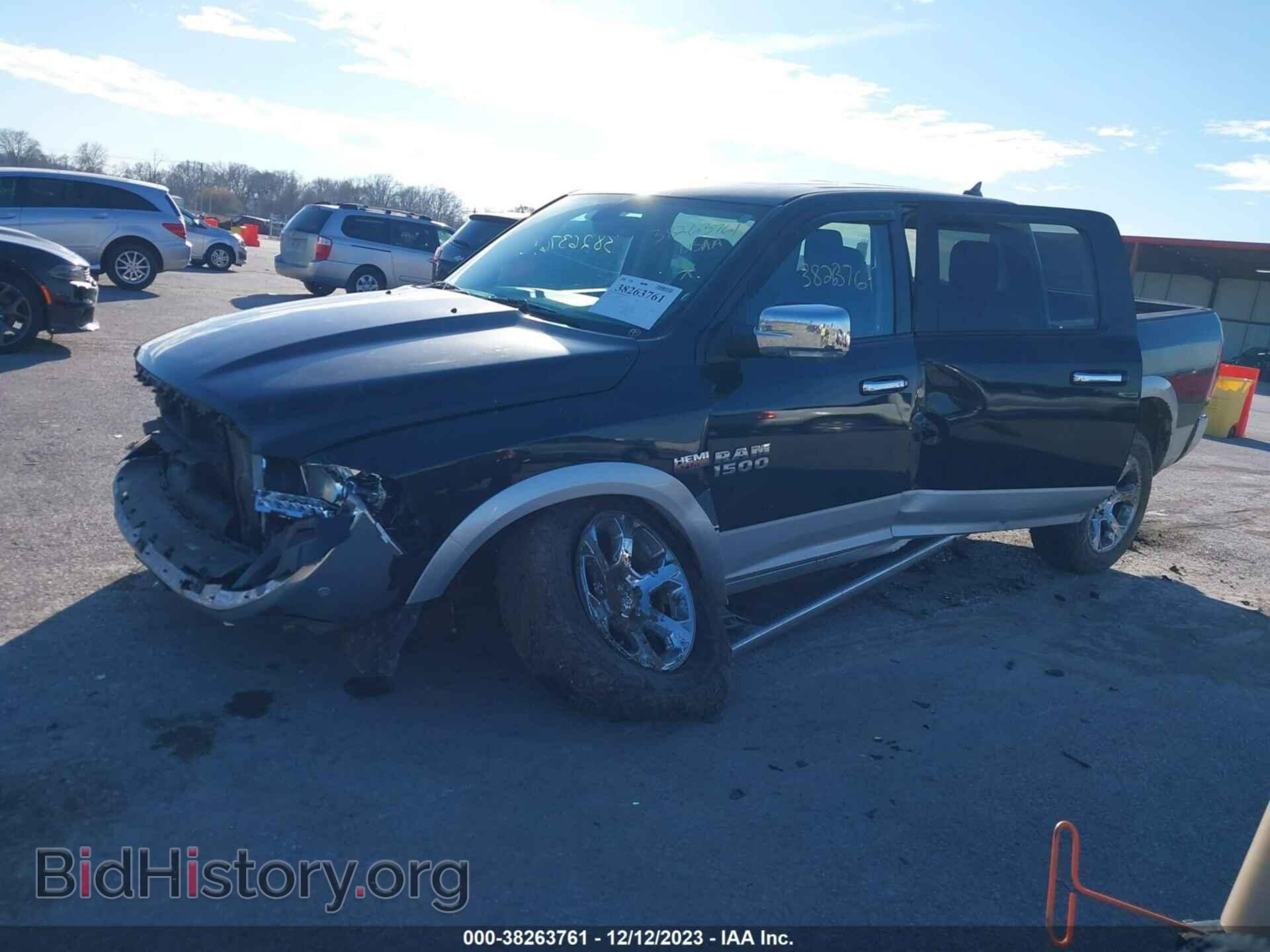2018 RAM 1500 - VIN: 1C6RR7NT2JS131176 - Фото 2
