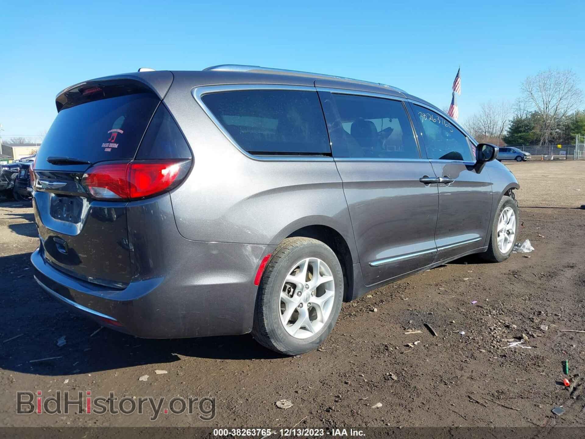 2017 CHRYSLER PACIFICA - VIN: 2C4RC1EG7HR811418 - Фото 4