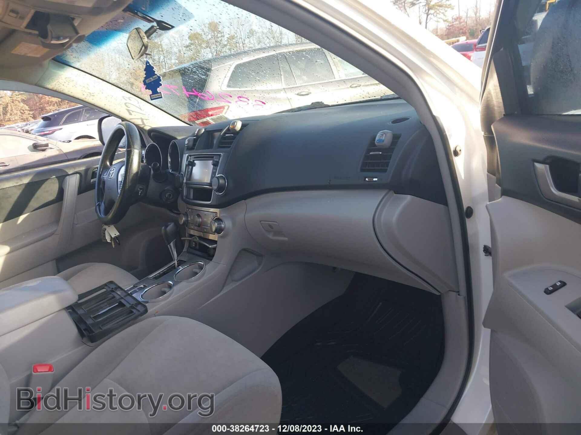 2013 TOYOTA HIGHLANDER - VIN: 5TDBK3EH8DS248406 - Фото 5