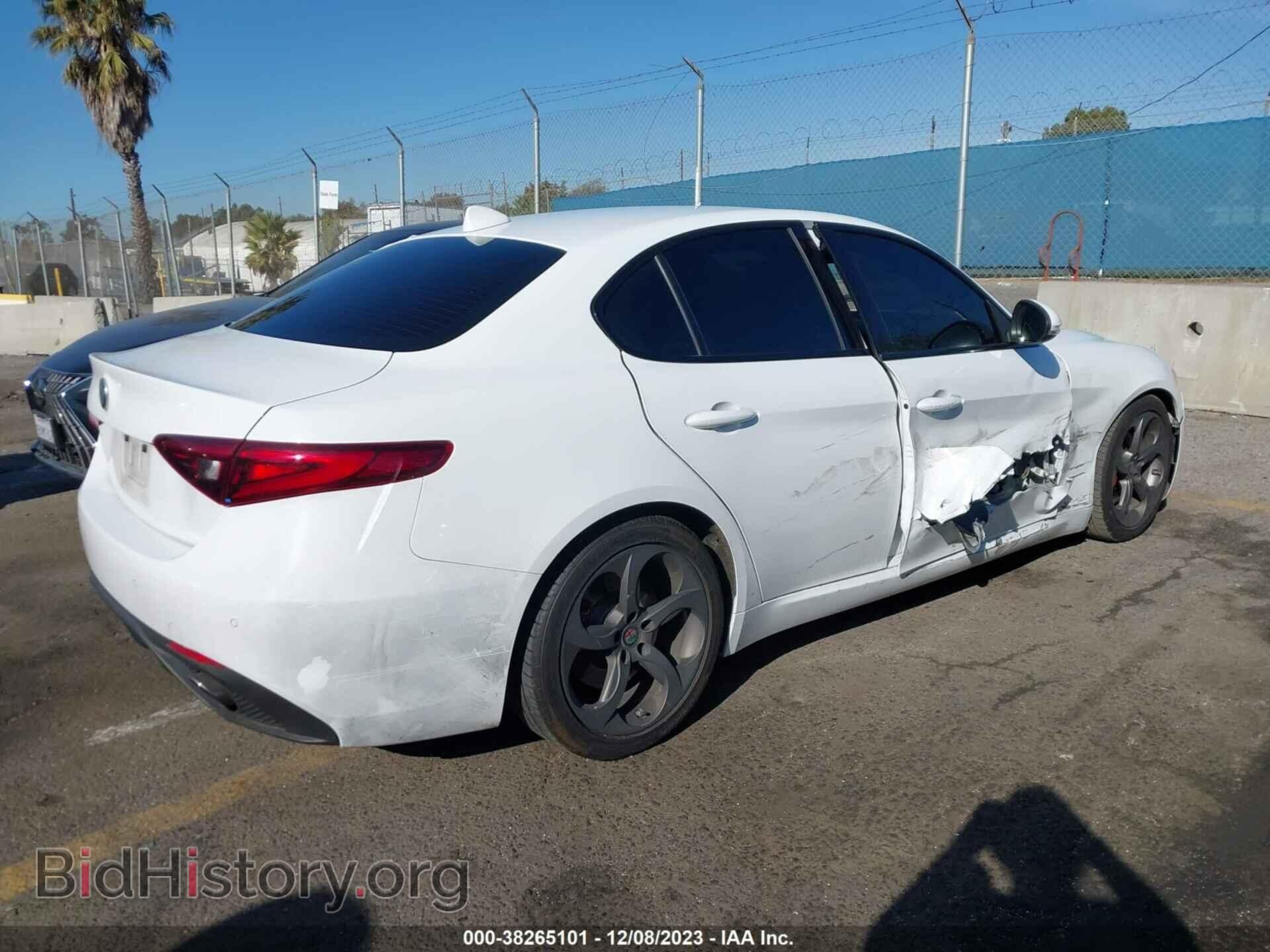 2017 ALFA ROMEO GIULIA - VIN: ZARFAEBN5H7555158 - Фото 4
