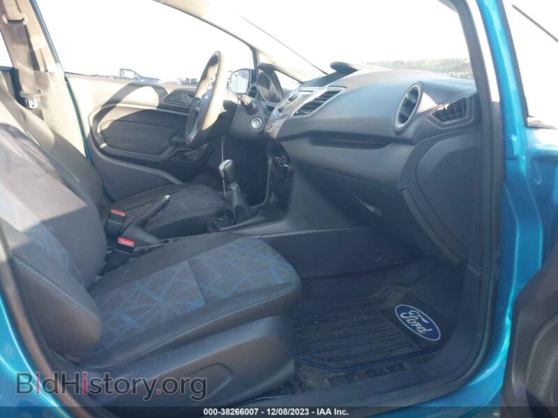 2012 Ford FIESTA (VIN 3FADP4EJ4CM137763) — фото 5 из 12