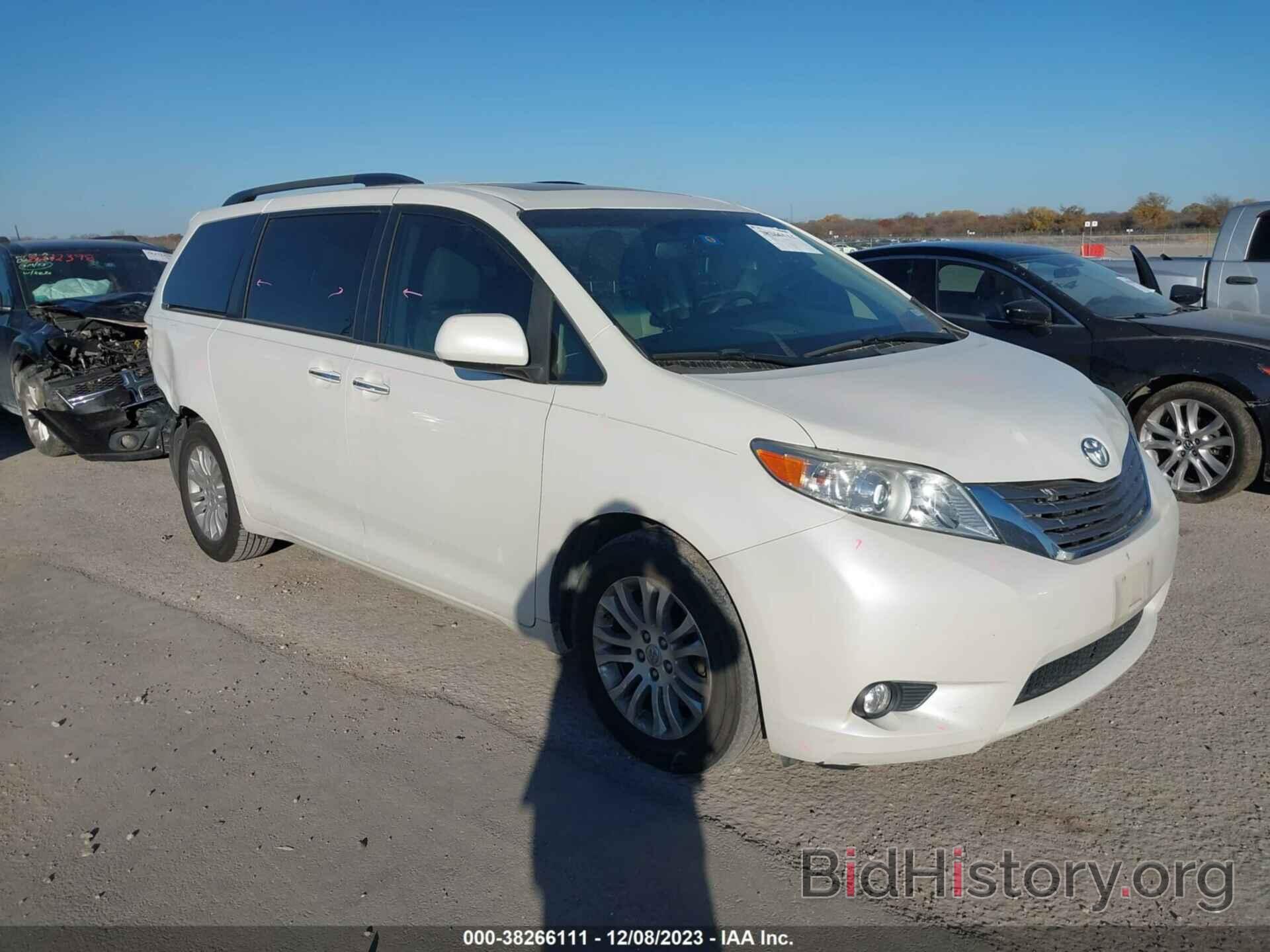 Фотография 5TDYZ3DC5HS879339 - TOYOTA SIENNA 2017