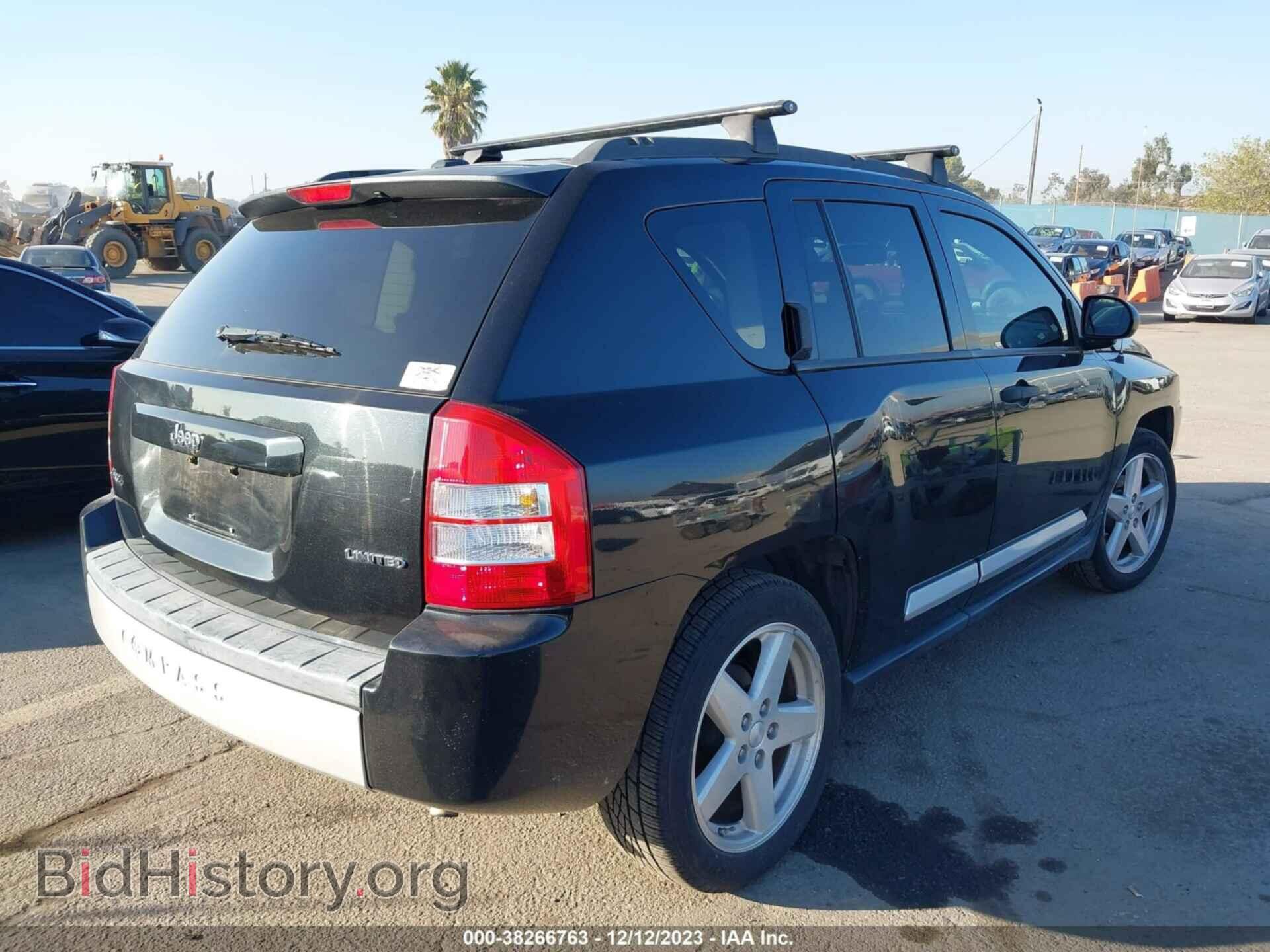 2009 JEEP COMPASS - VIN: 1J8FF57B39D133542 - Фото 4