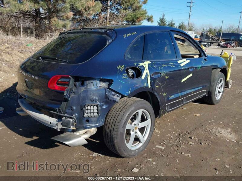 2017 Porsche MACAN (VIN WP1AA2A59HLB00629) — photo 4 of 17