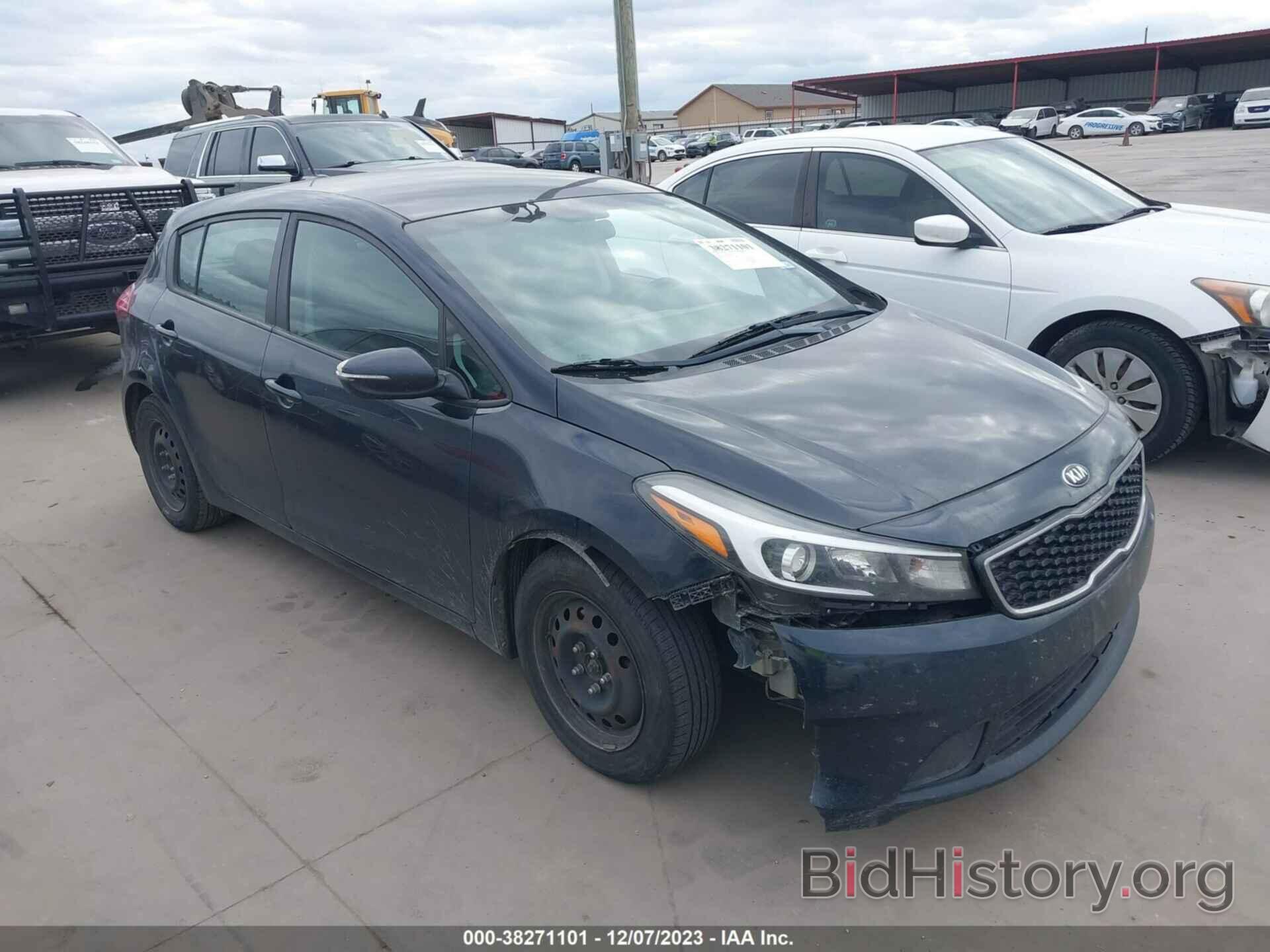 Фотография KNAFK5A85H5705099 - KIA FORTE 2017