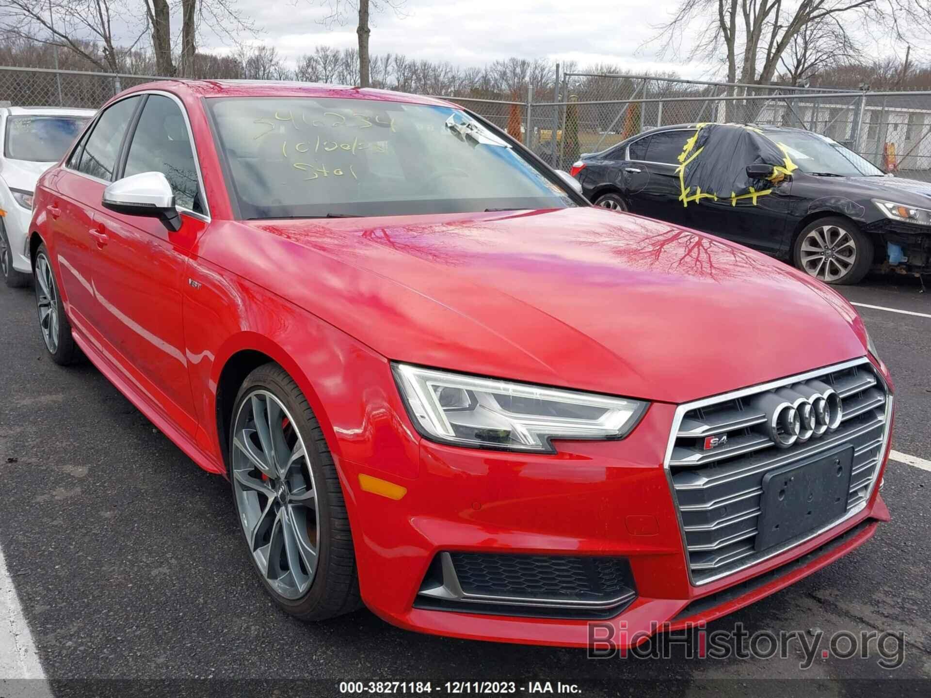 Photo WAUB4AF4XJA003171 - AUDI S4 2018