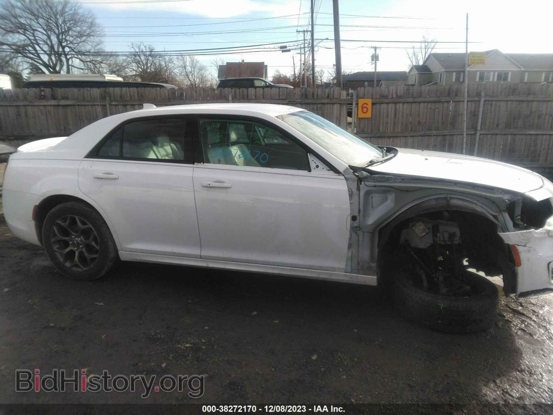 2017 CHRYSLER 300 - VIN: 2C3CCAGG2HH582675 - Фото 14