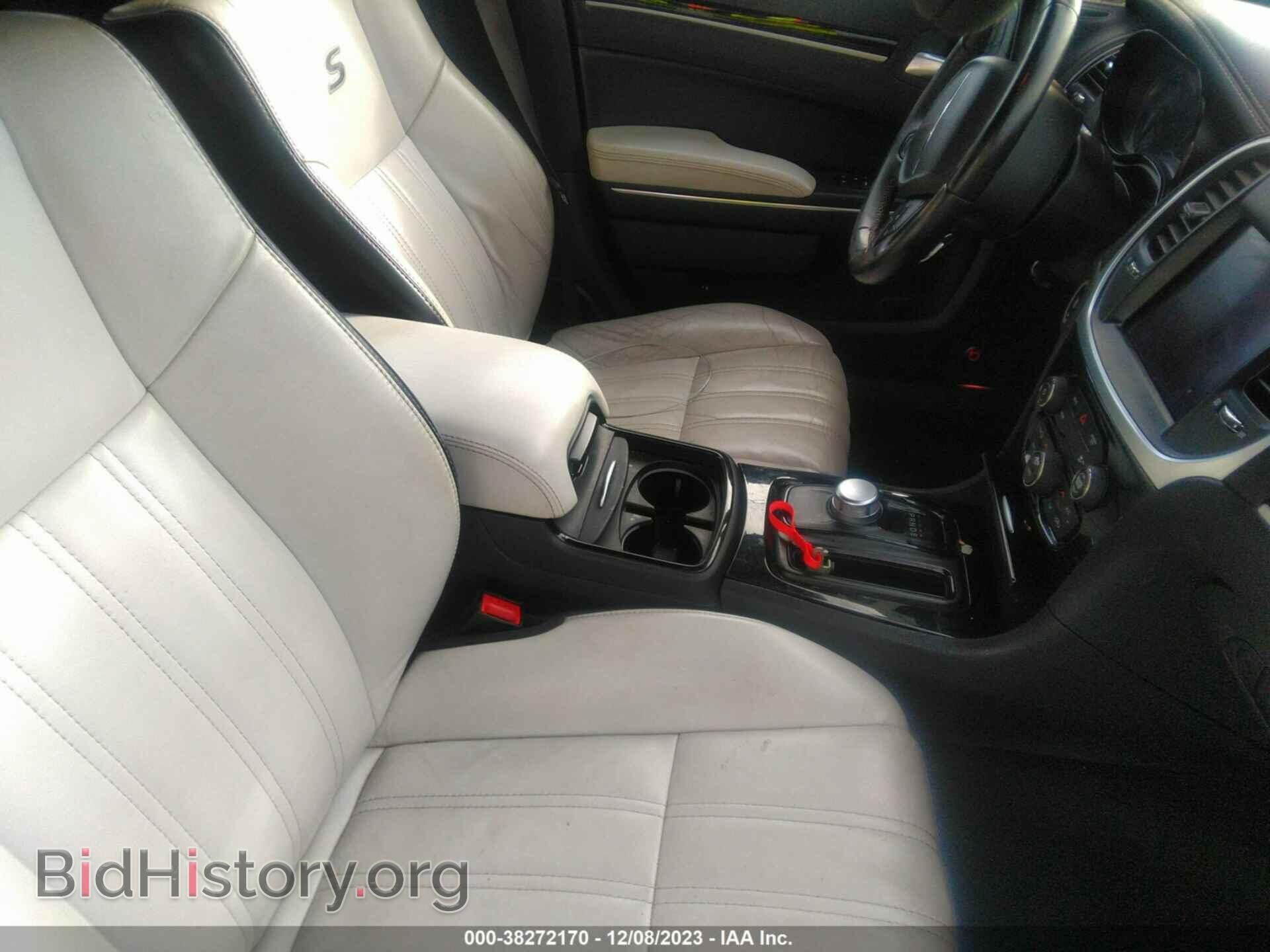 2017 CHRYSLER 300 - VIN: 2C3CCAGG2HH582675 - Фото 5