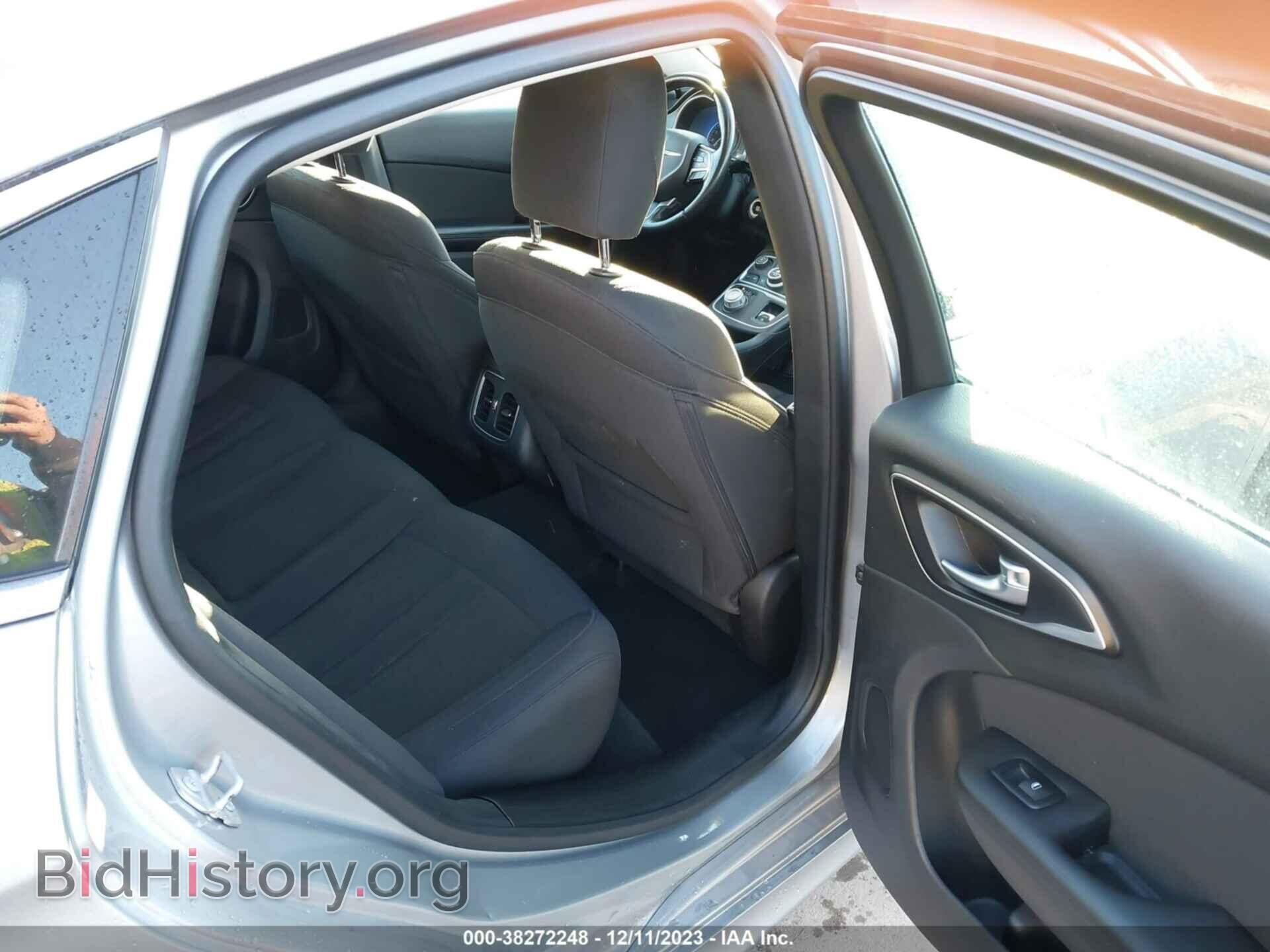 2016 CHRYSLER 200 - VIN: 1C3CCCAB4GN193213 - Фото 8