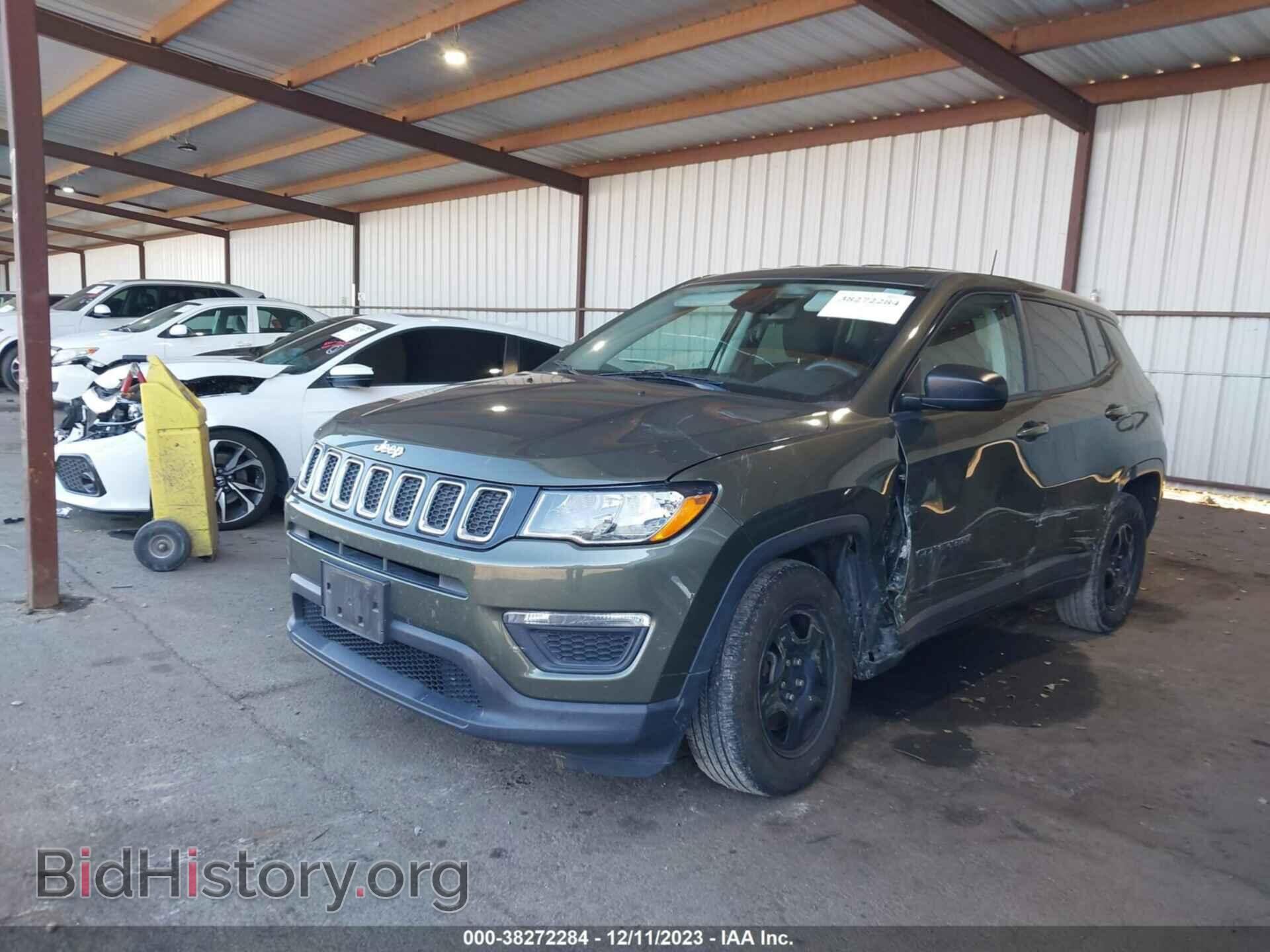 2018 JEEP COMPASS - VIN: 3C4NJCAB0JT488276 - Фото 2