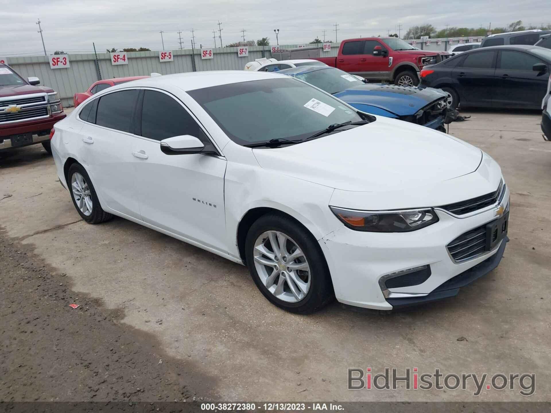 Photo 1G1ZE5ST8HF120708 - CHEVROLET MALIBU 2017