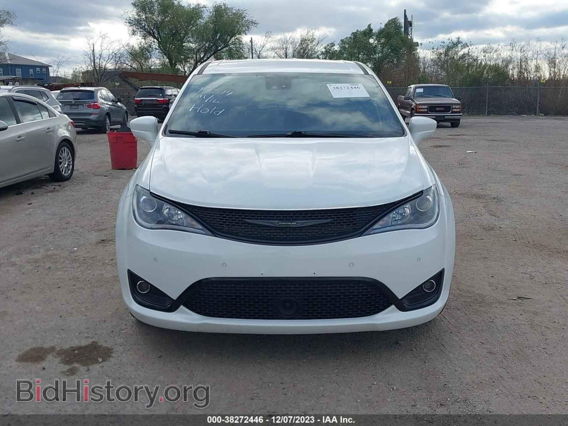 2019 CHRYSLER PACIFICA - VIN: 2C4RC1FG5KR733128 - Фото 12