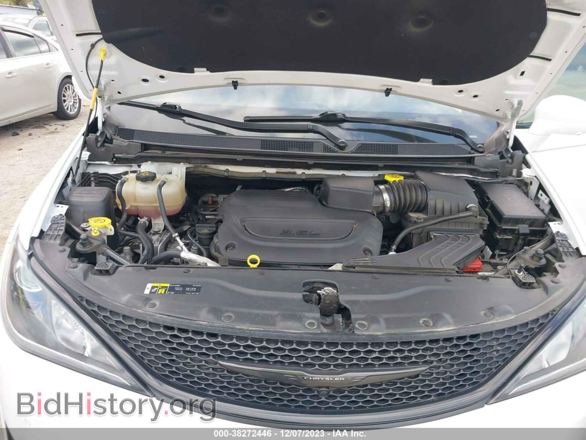 2019 CHRYSLER PACIFICA - VIN: 2C4RC1FG5KR733128 - Фото 10