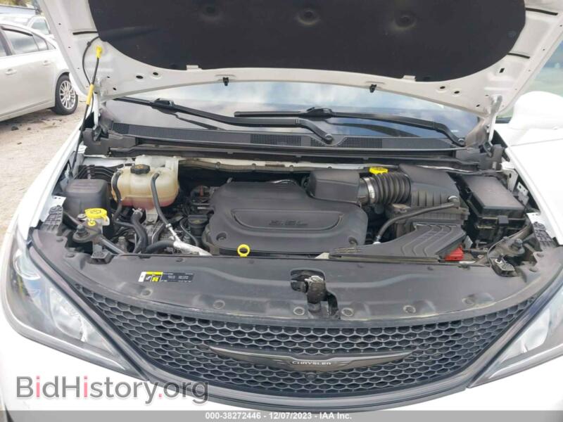 2019 Chrysler PACIFICA (VIN 2C4RC1FG5KR733128) — фото 10 из 16