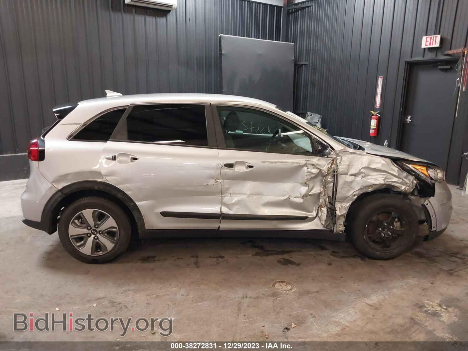 2019 KIA NIRO - VIN: KNDCB3LC9K5240815 - Фото 6