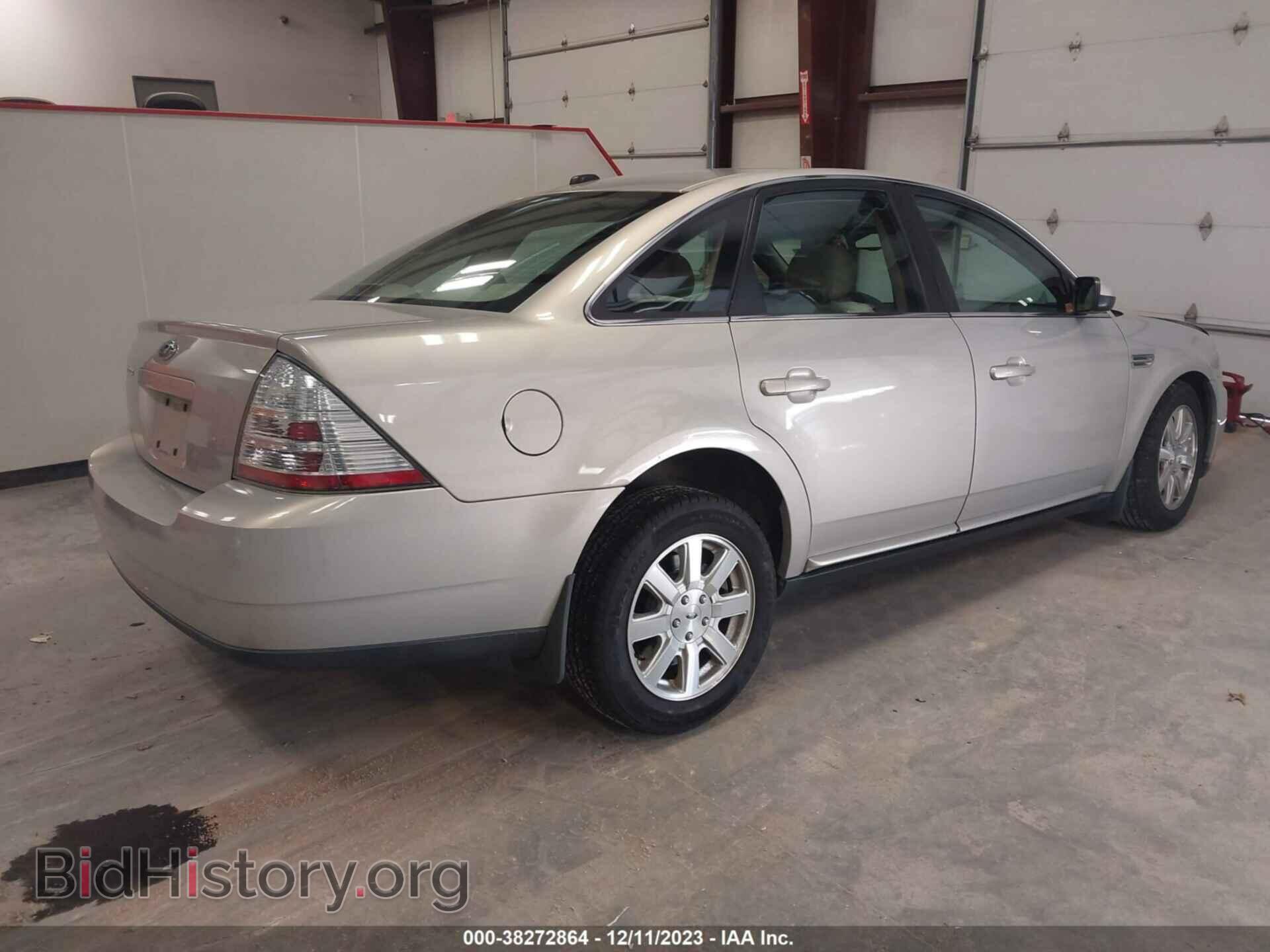 2009 FORD TAURUS - VIN: 1FAHP23W19G104405 - Фото 4