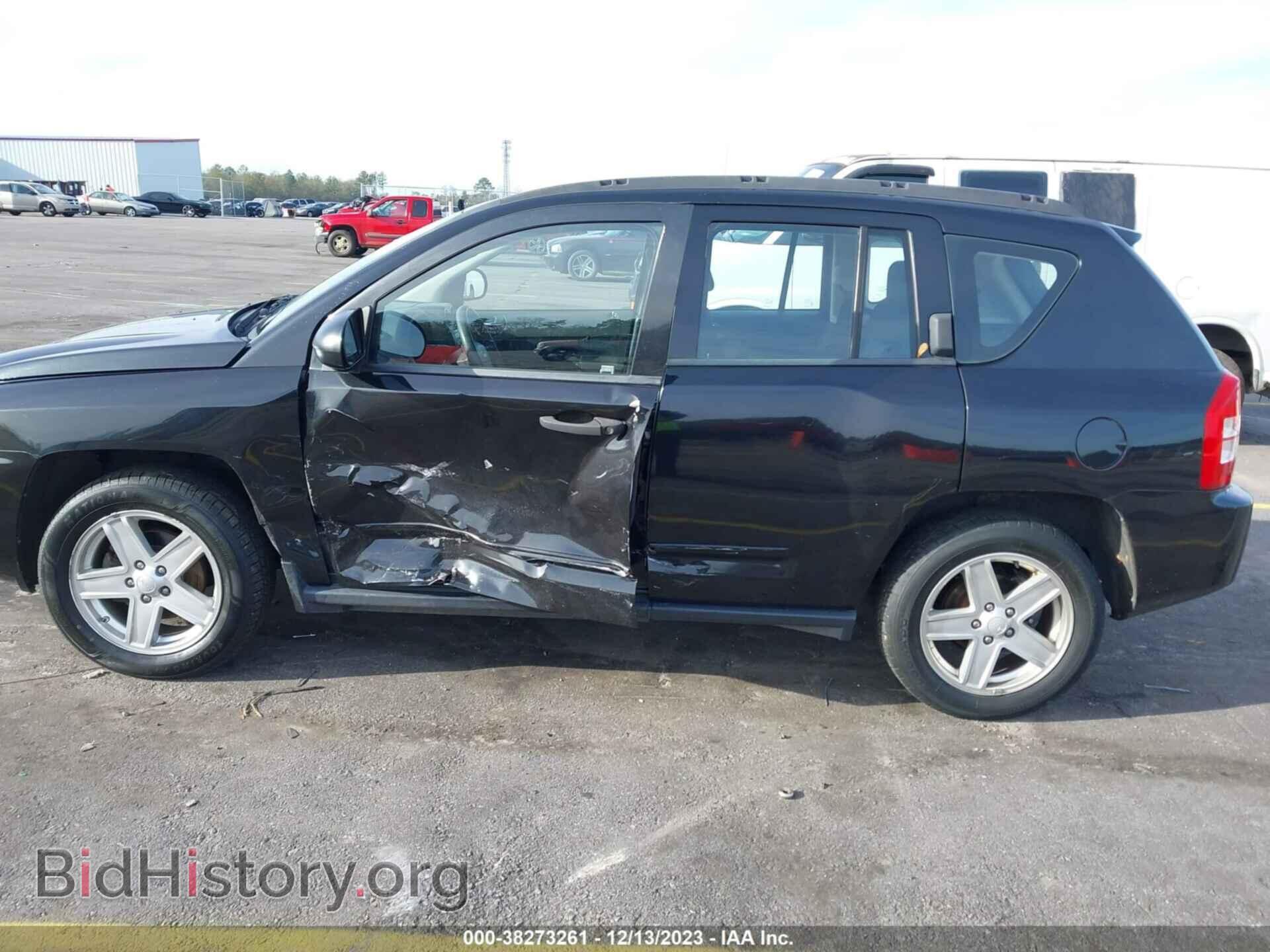 2009 JEEP COMPASS - VIN: 1J4FF47B09D137480 - Фото 14