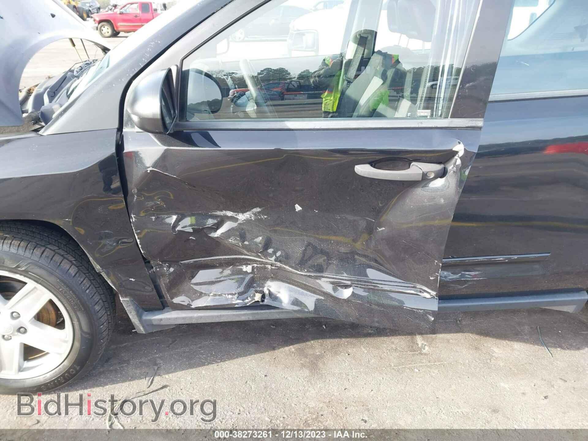 2009 JEEP COMPASS - VIN: 1J4FF47B09D137480 - Фото 6