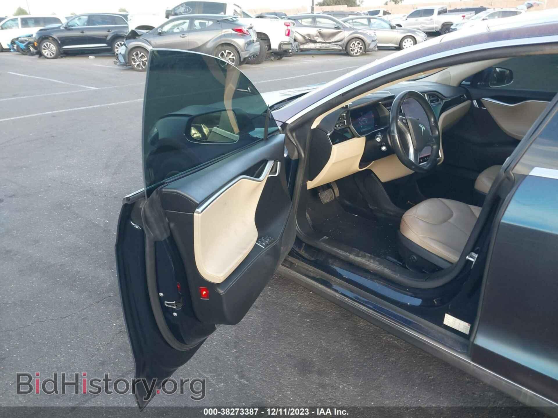 2014 TESLA MODEL S - VIN: 5YJSA1H12EFP51635 - Фото 5