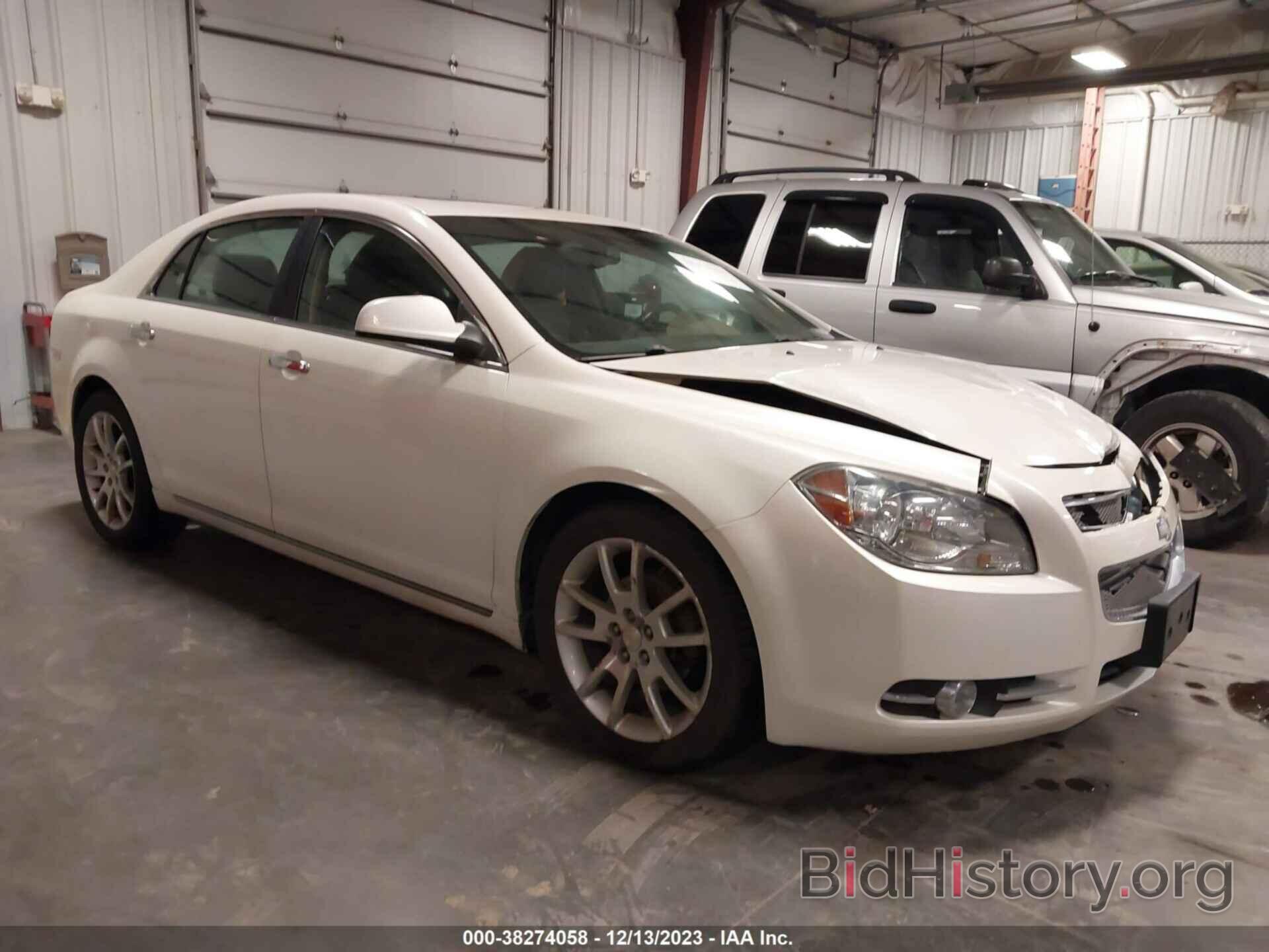 Photo 1G1ZE5E77BF130572 - CHEVROLET MALIBU 2011